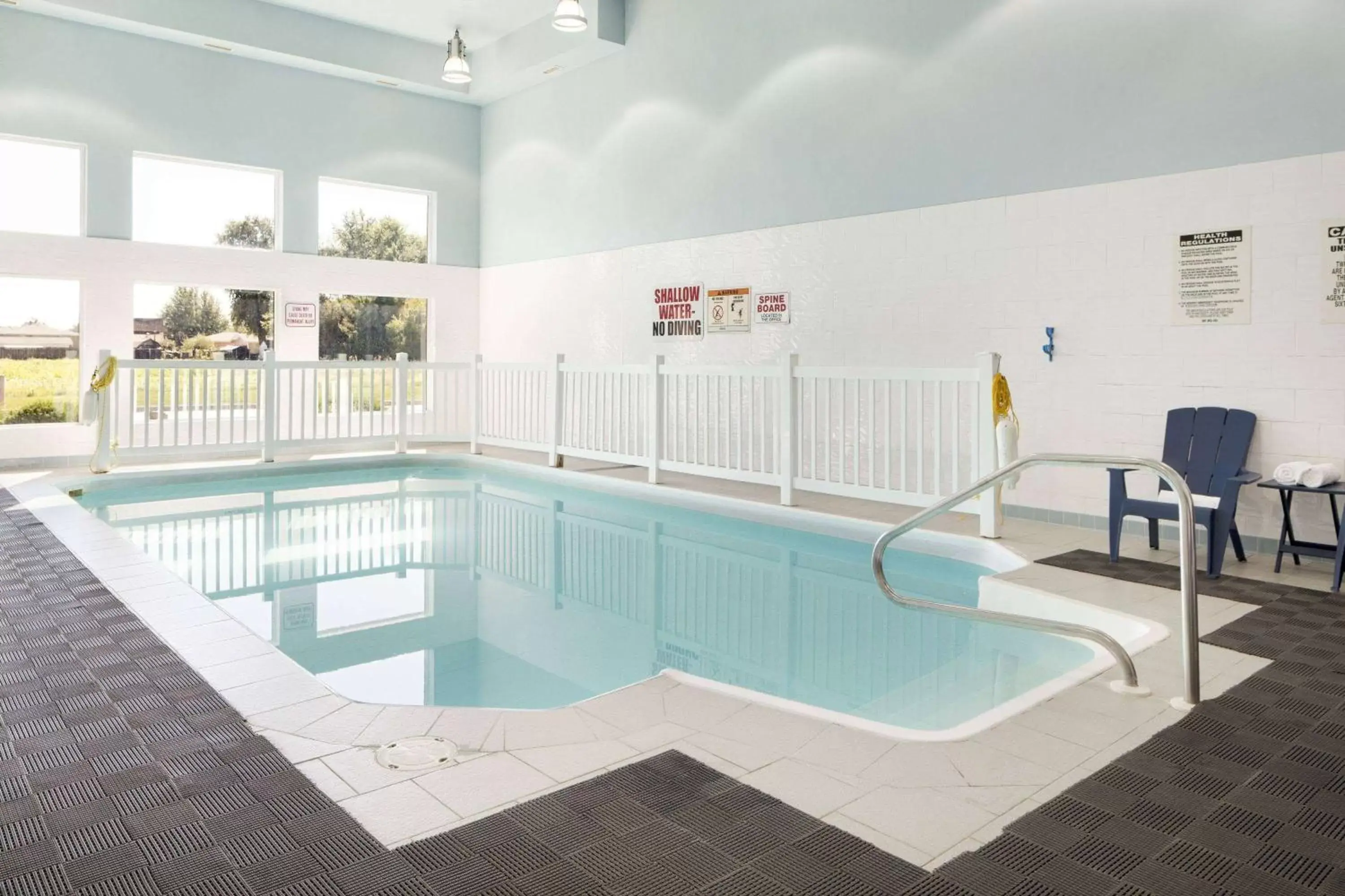 Activities, Swimming Pool in Days Inn by Wyndham Leamington