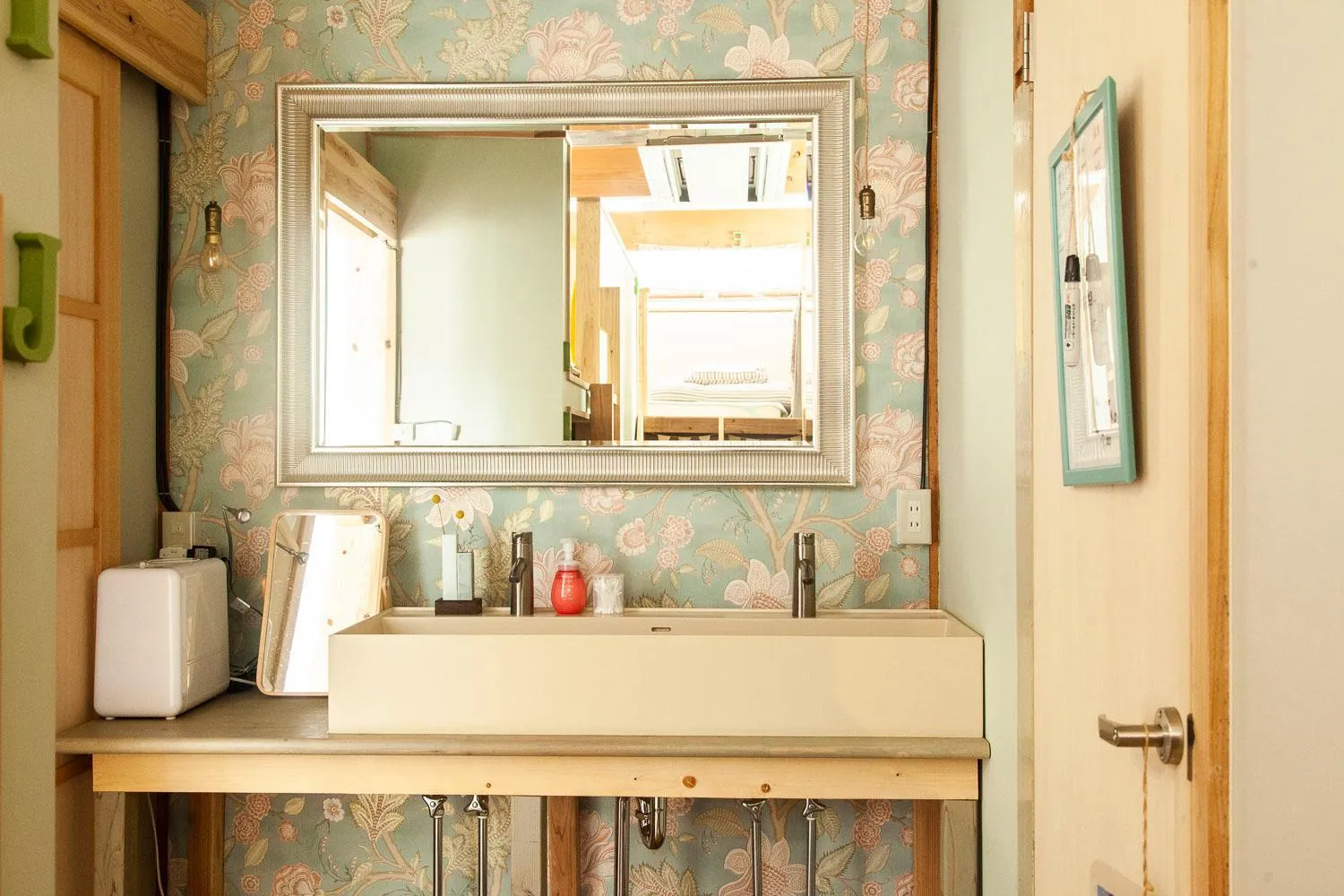 Bathroom in Fukuoka Guesthouse HIVE