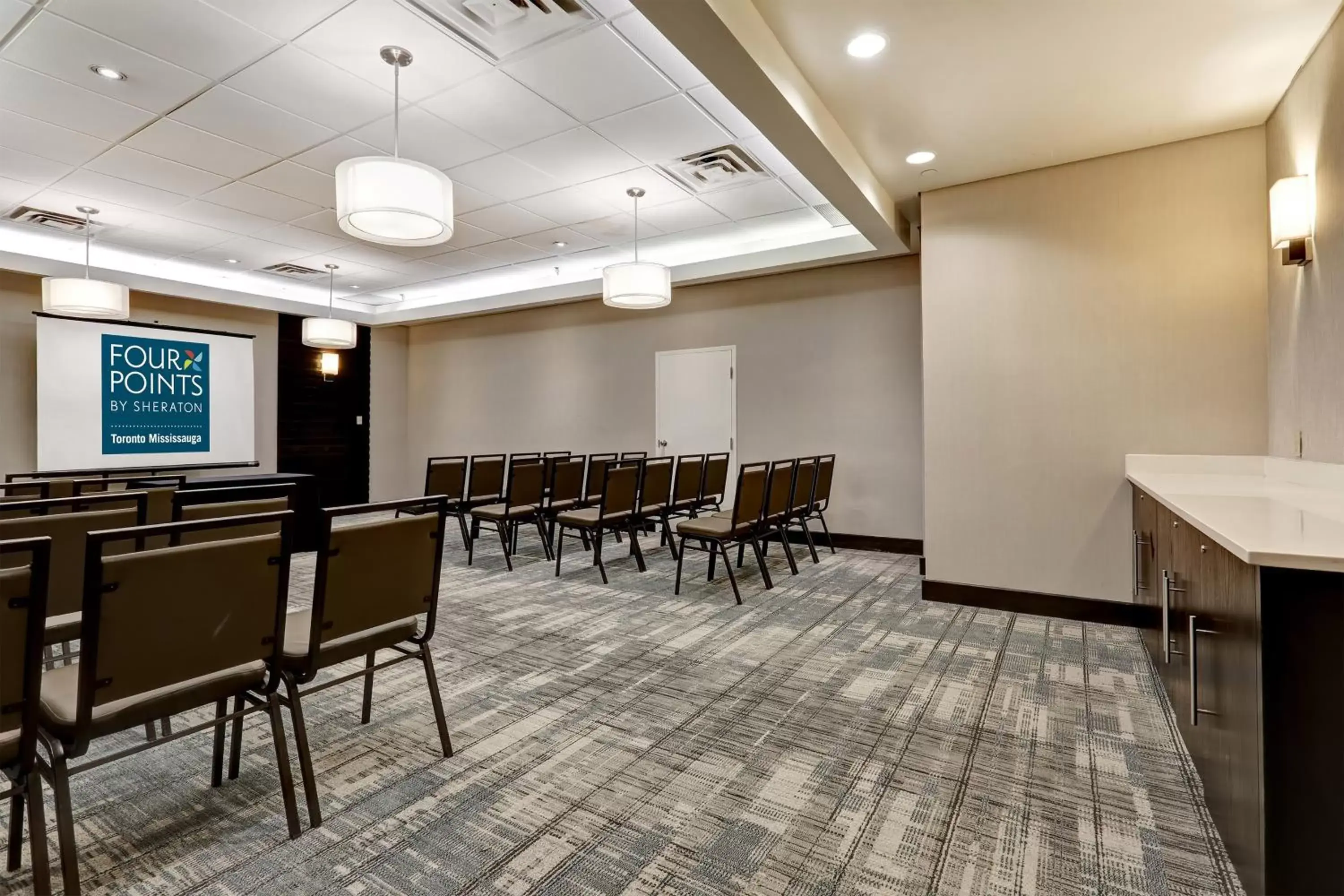 Meeting/conference room in Four Points by Sheraton Toronto Mississauga