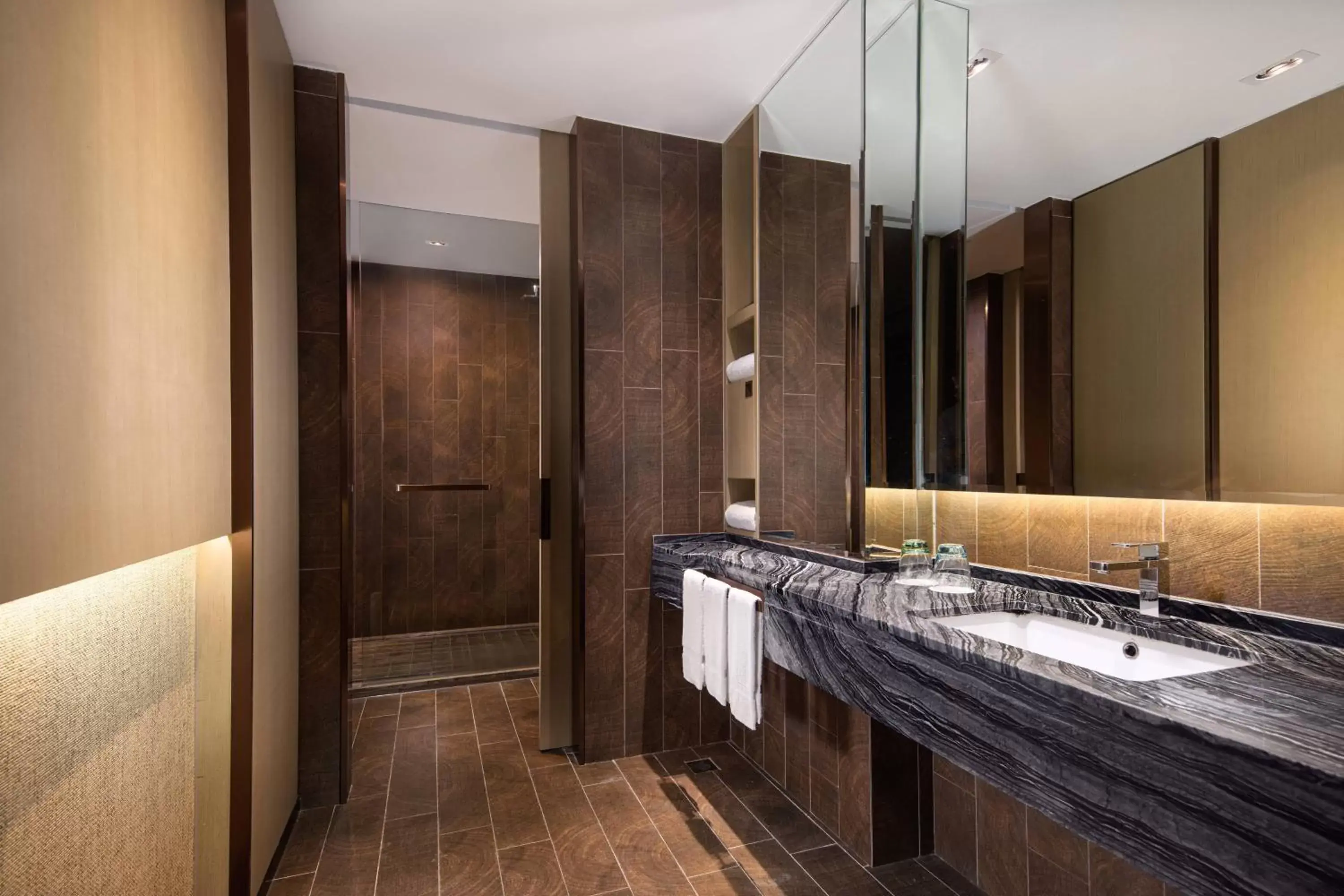 Bathroom in Courtyard by Marriott Shanghai International Tourism and Resorts Zone