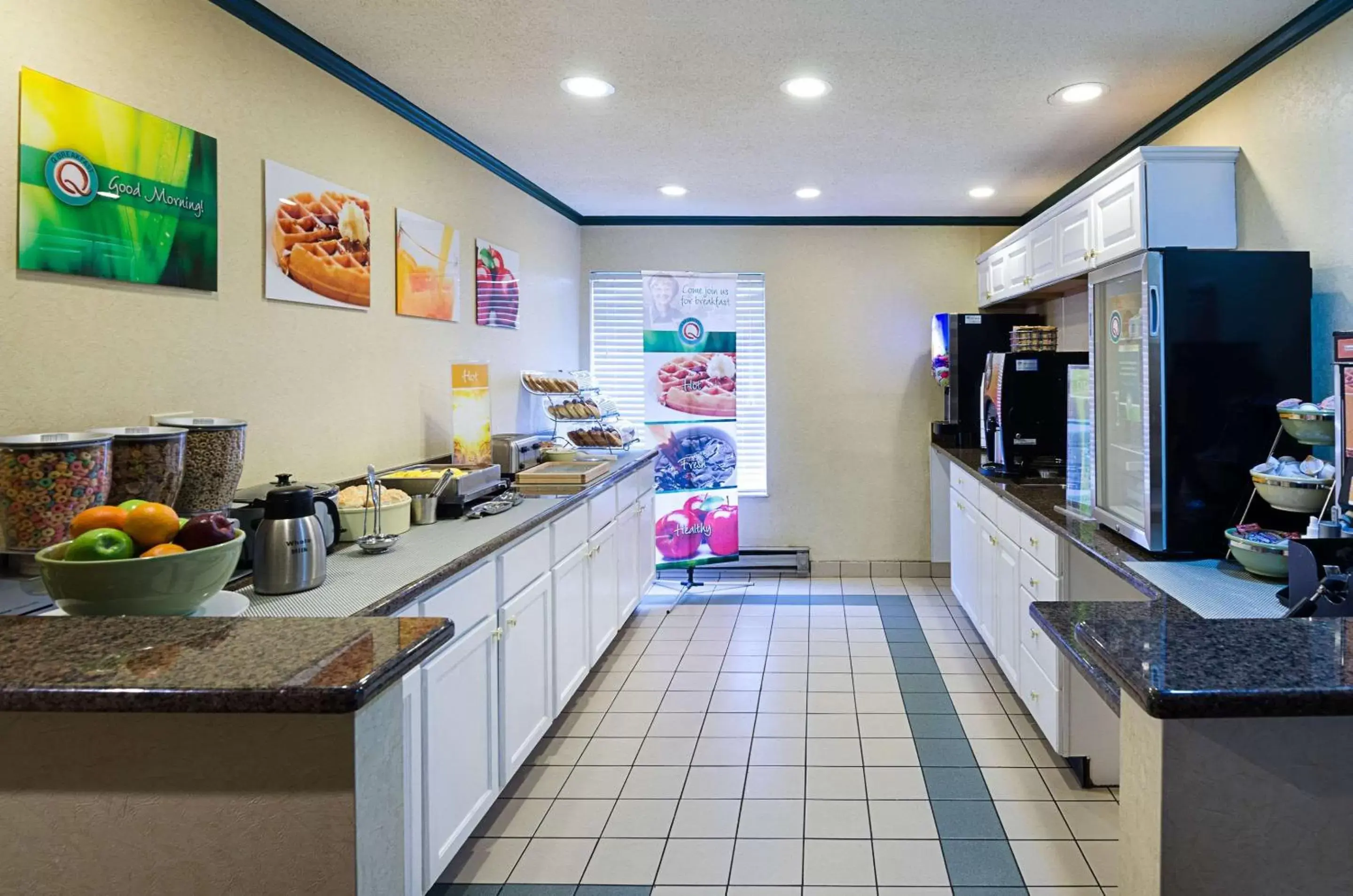 Restaurant/places to eat, Kitchen/Kitchenette in Quality Inn Princeton