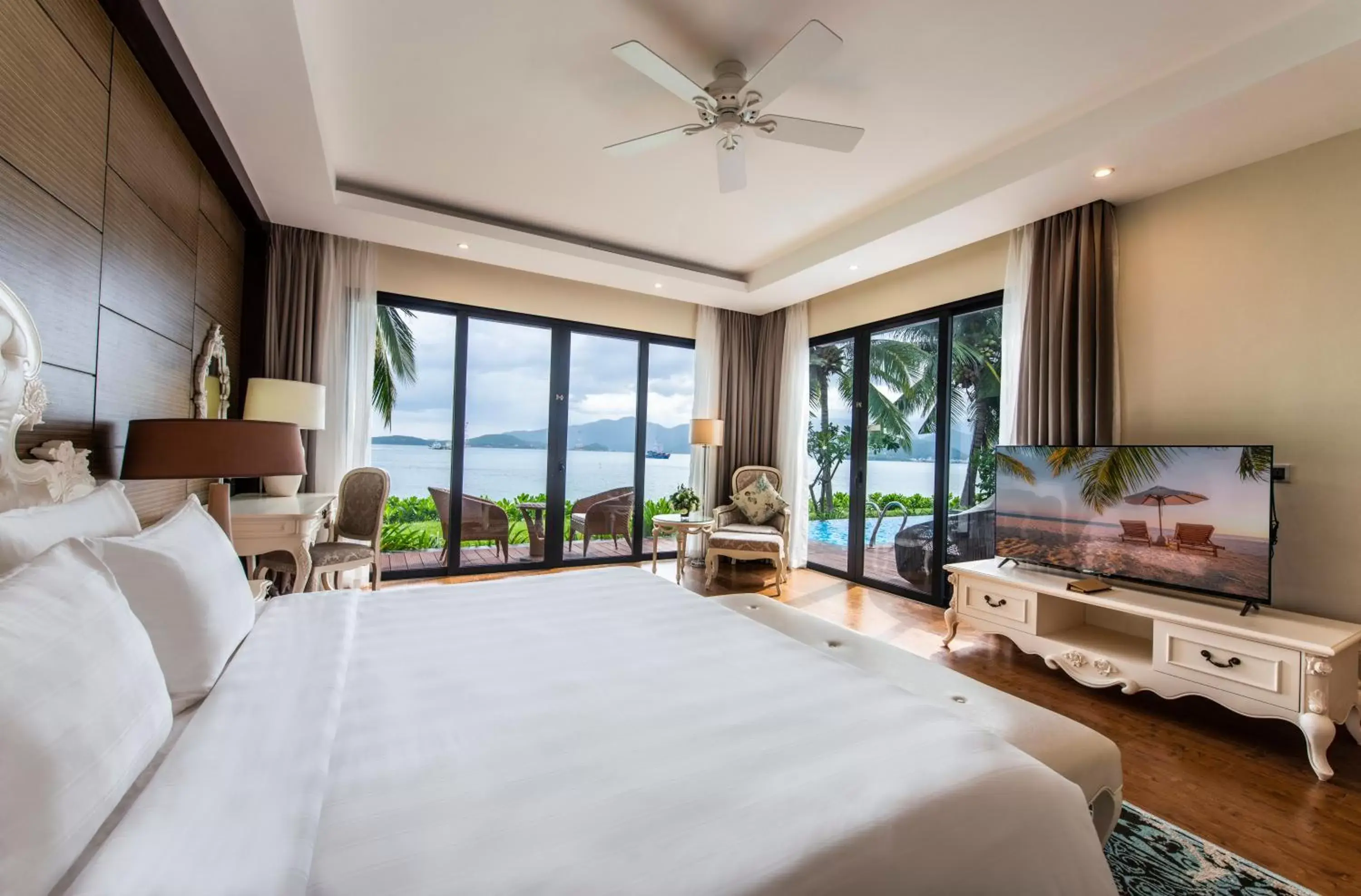 Bedroom in Vinpearl Resort & Spa Nha Trang Bay