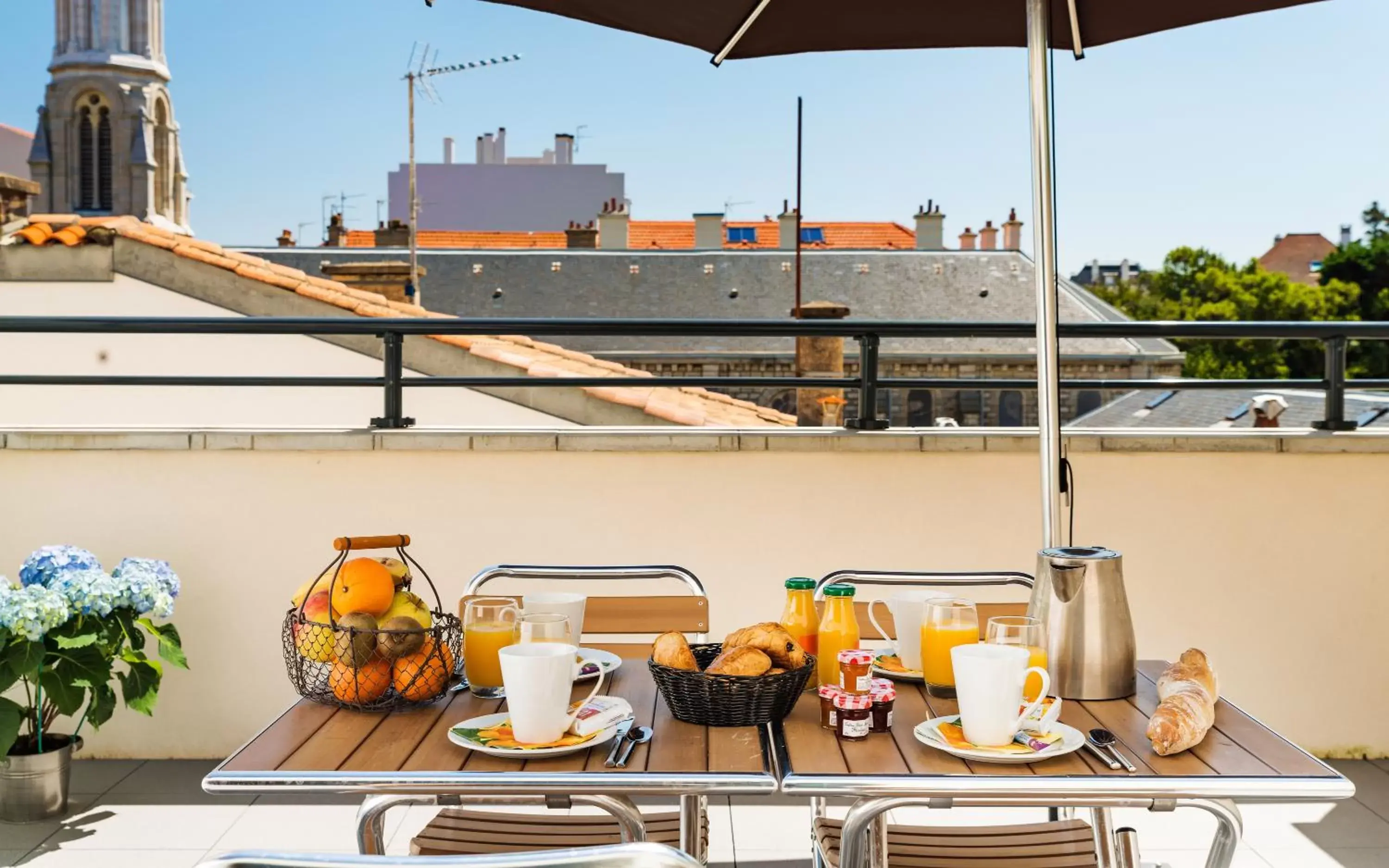 Continental breakfast in Lagrange Vacances Les Patios Eugénie