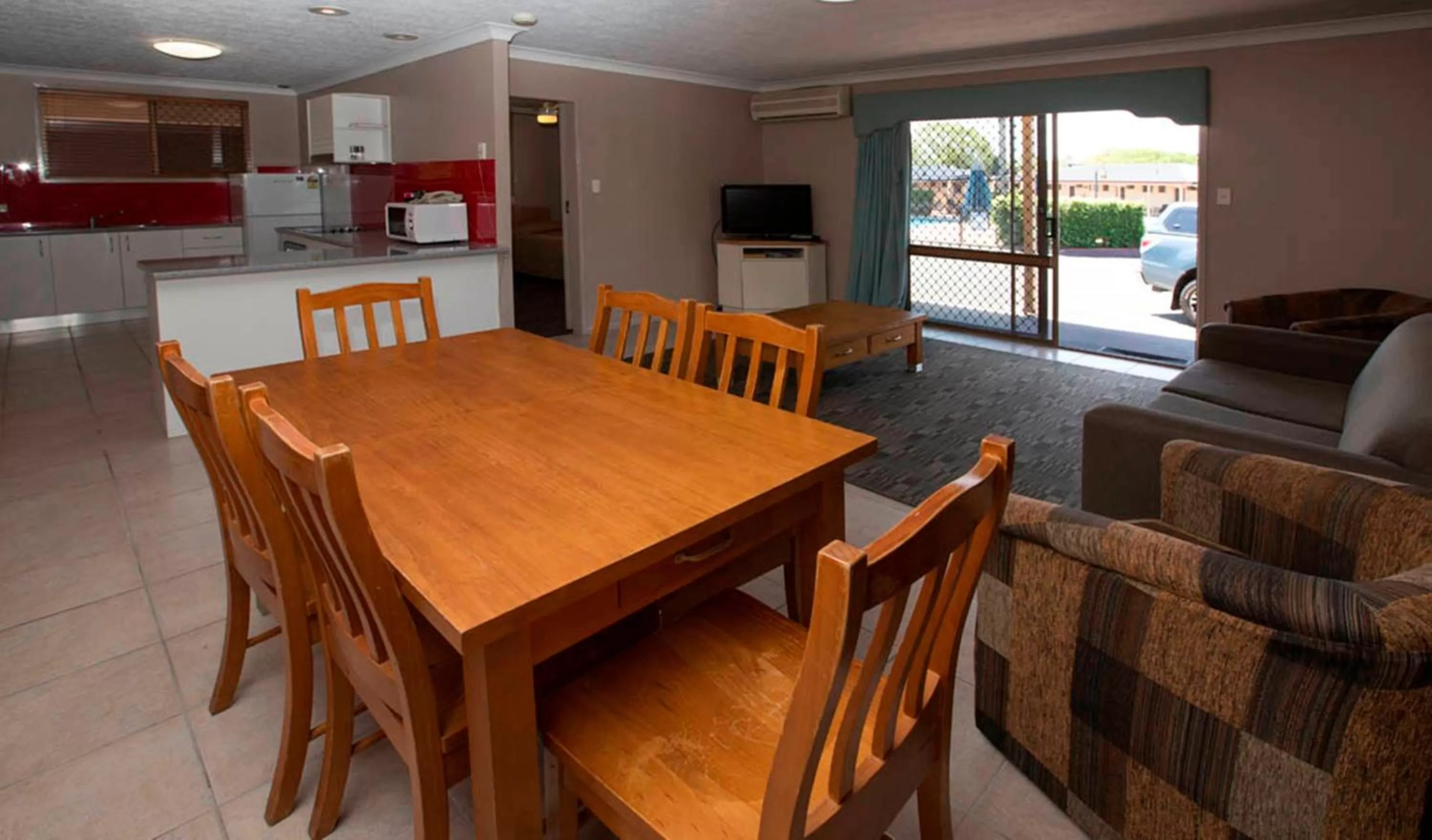 Seating area in James Street Motor Inn