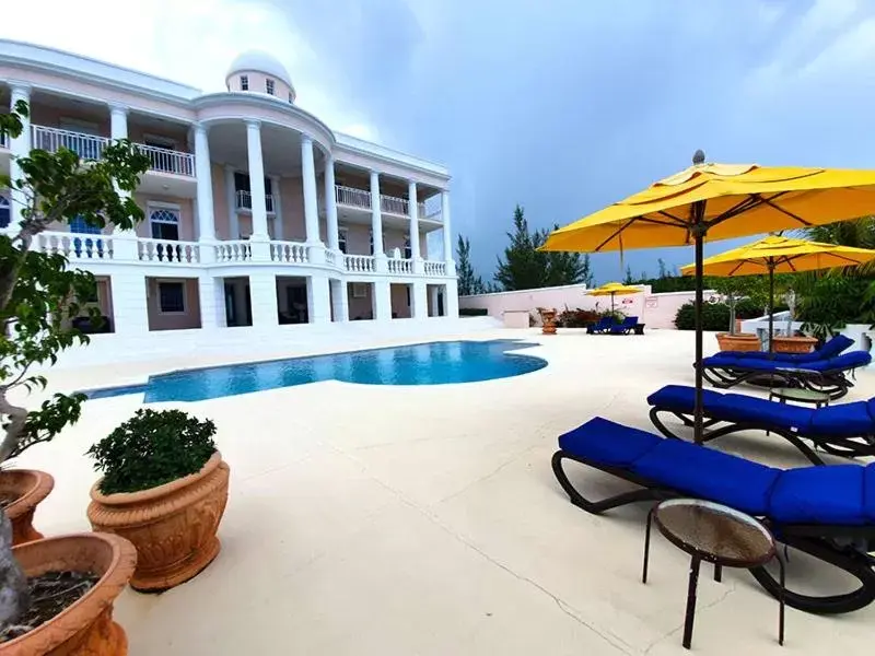 Swimming Pool in Ocean West Boutique Hotel