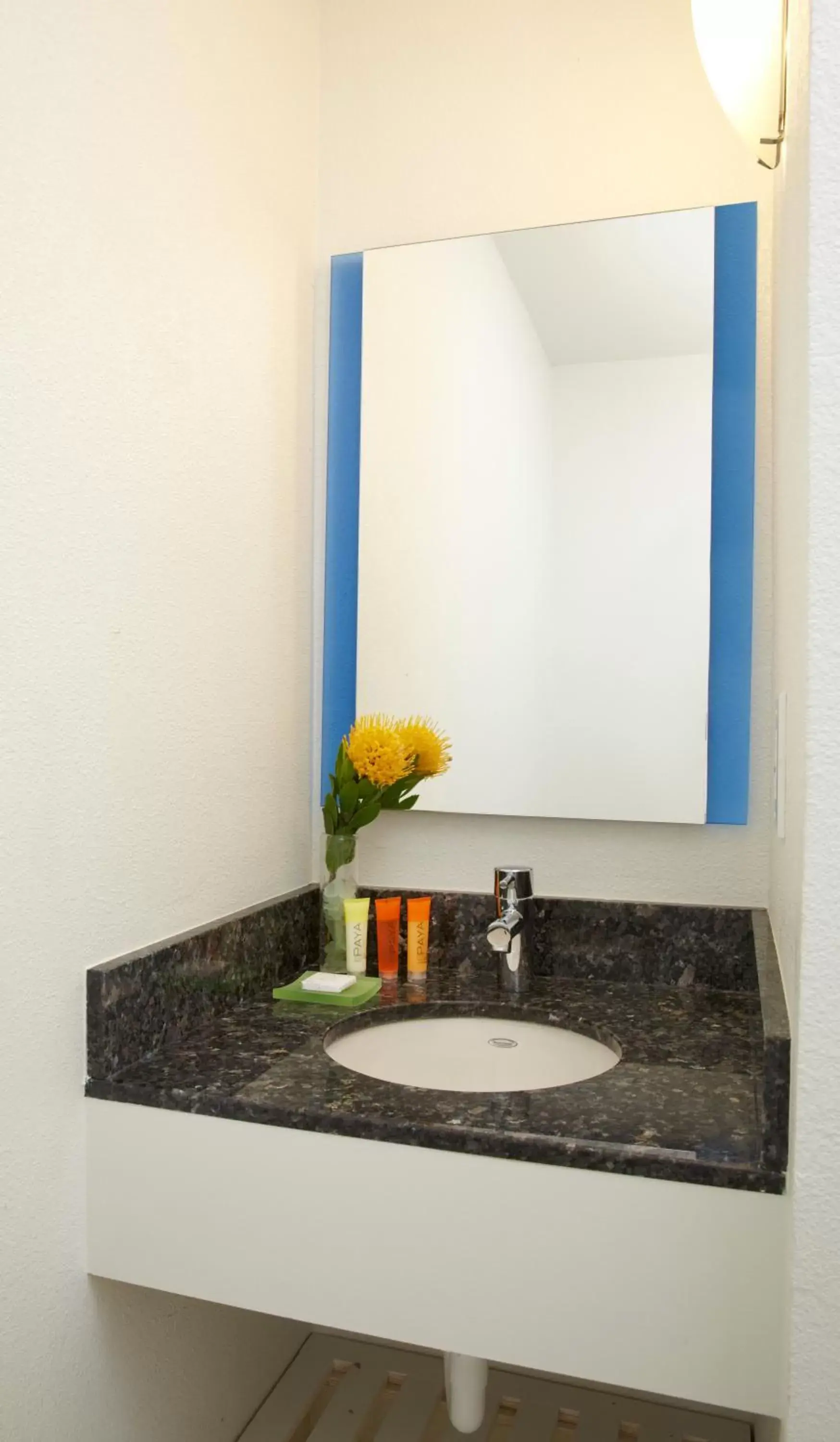 Bathroom in Kauai Shores Hotel