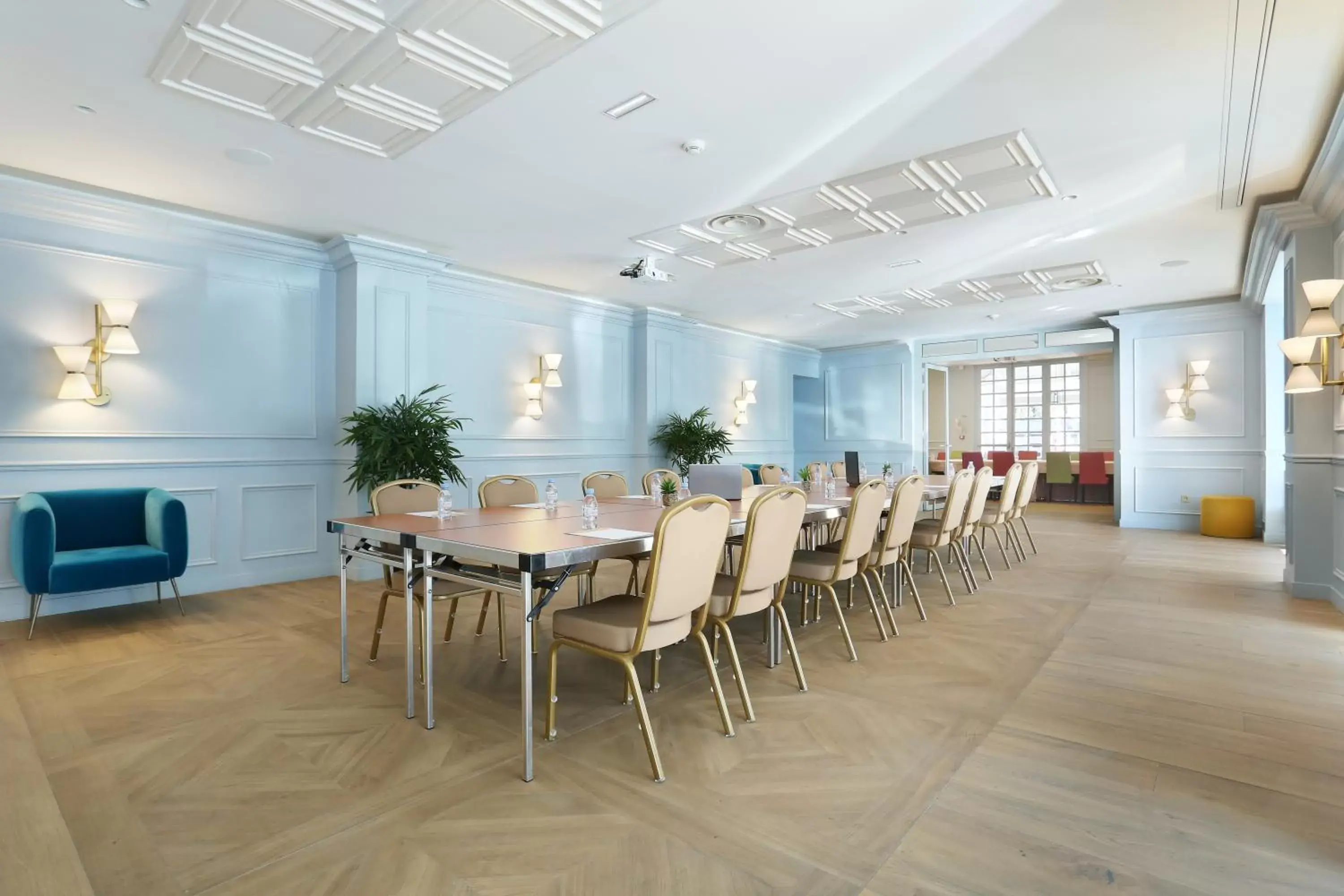 Business facilities in Hôtel Le Cheval Blanc