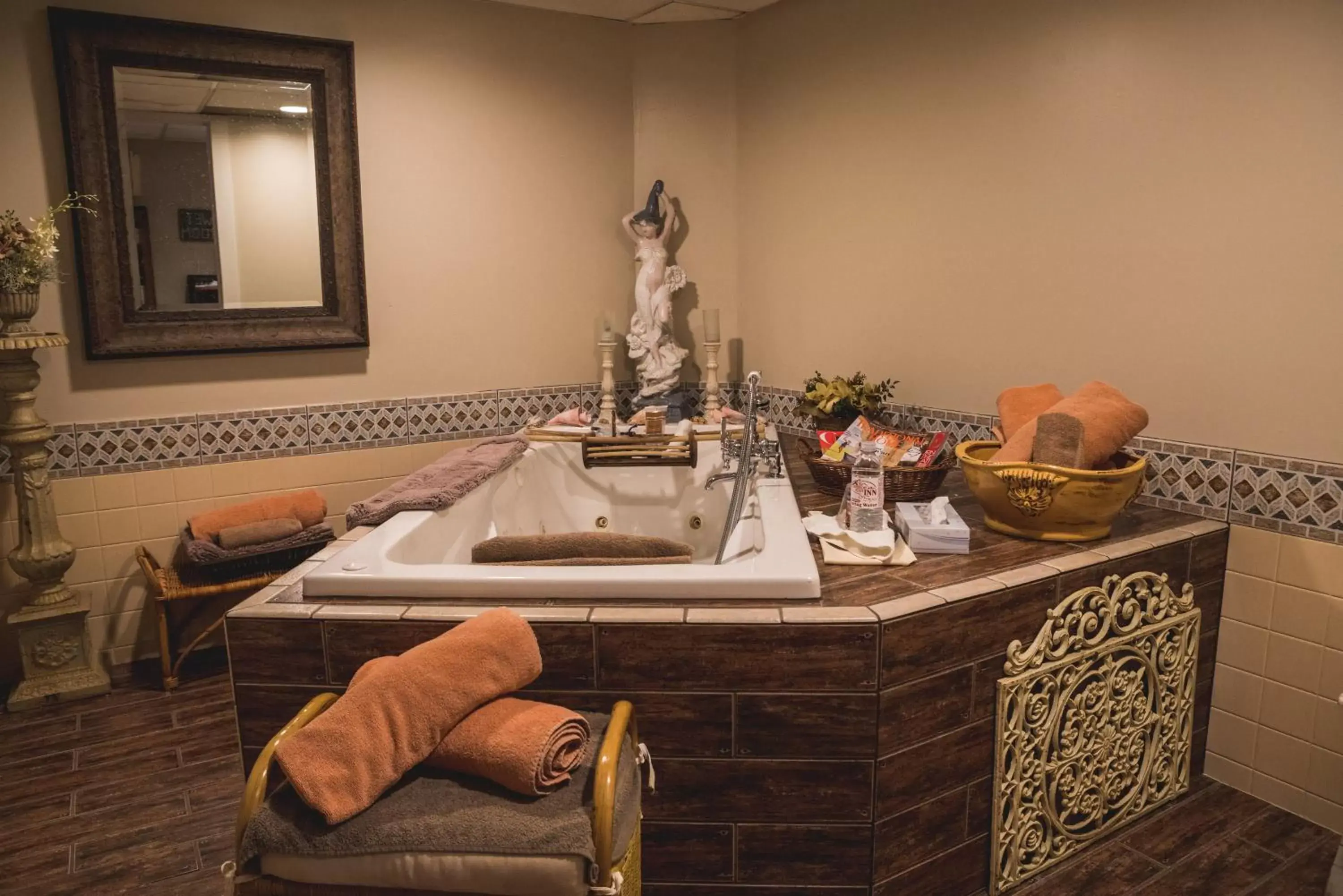 Spa and wellness centre/facilities in The Common Man Inn, Spa & Lodge