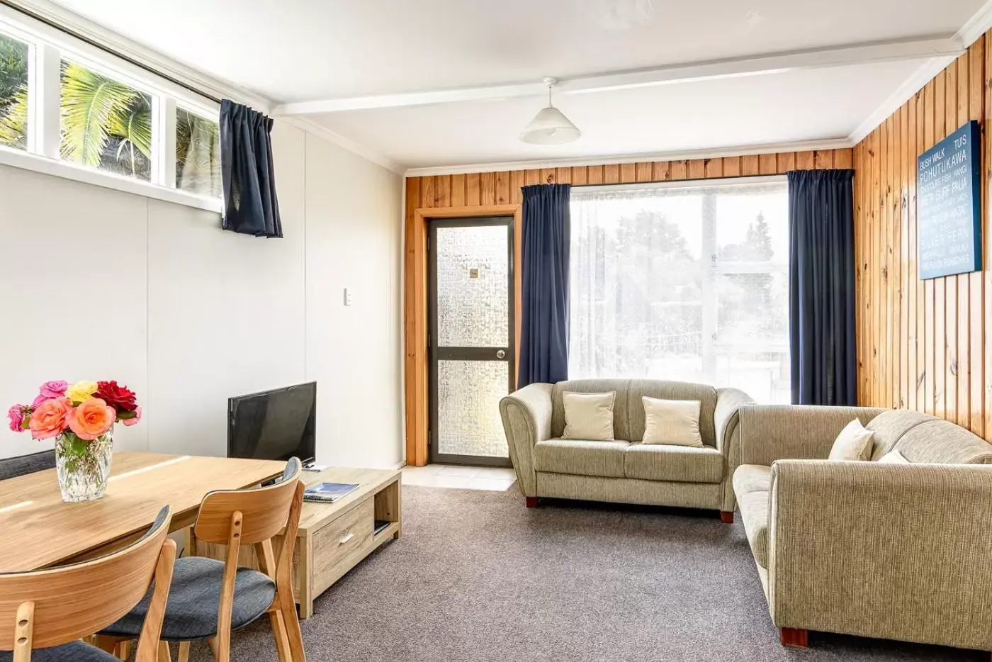 TV and multimedia, Seating Area in Motueka Garden Motel