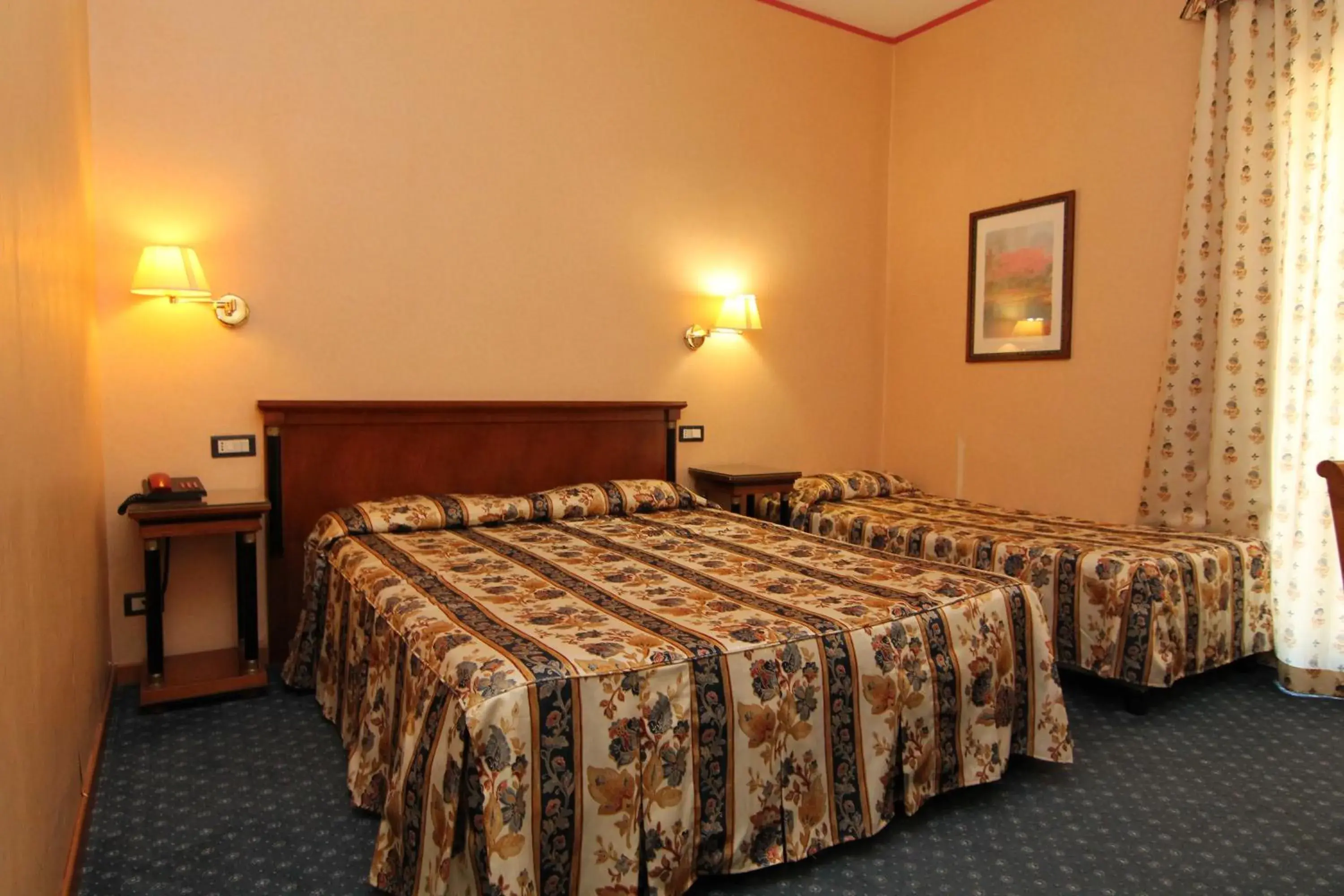 Triple Room in FILIPPONE HOTEL&RISTORANTE