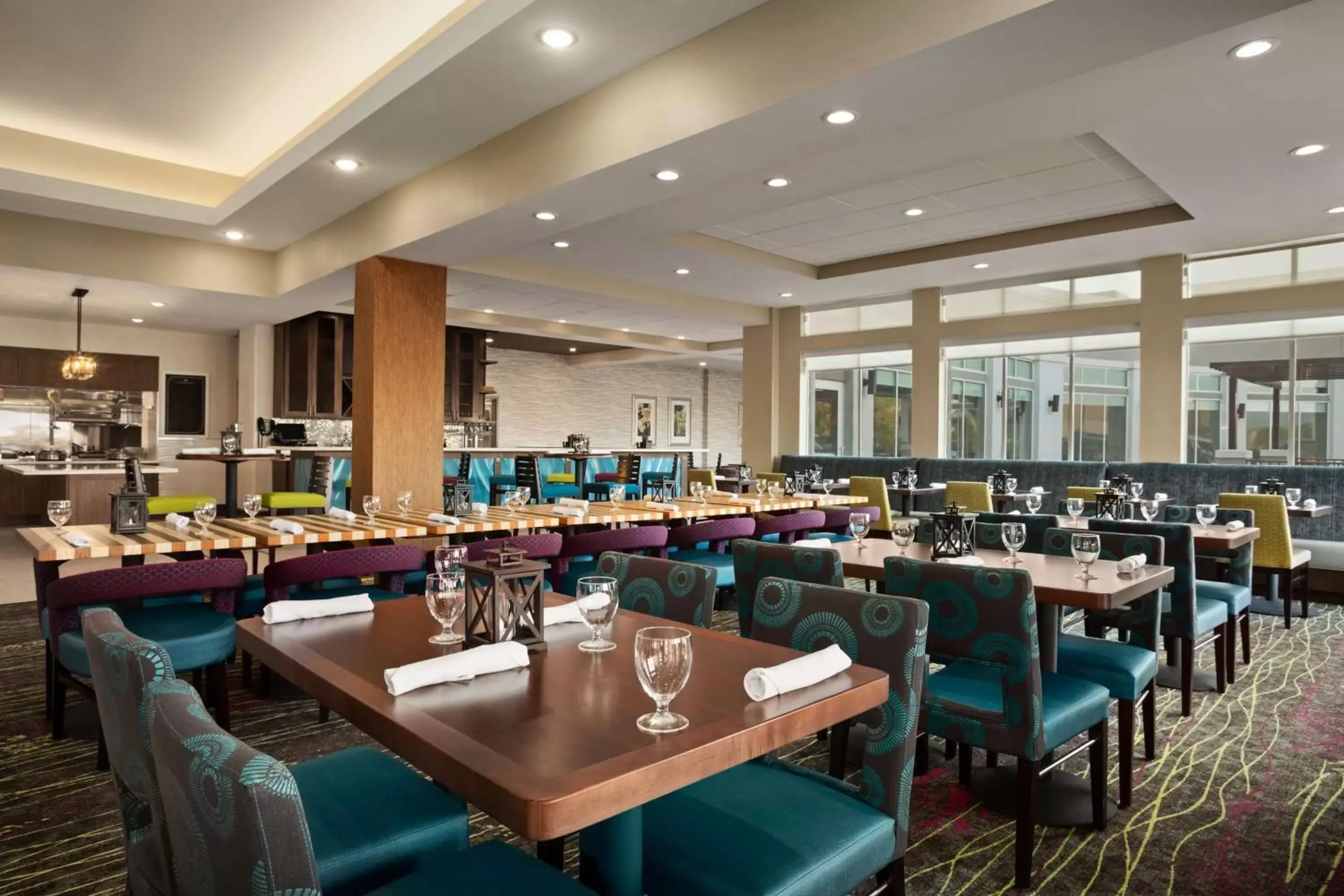 Breakfast, Restaurant/Places to Eat in Hilton Garden Inn Houston-Baytown