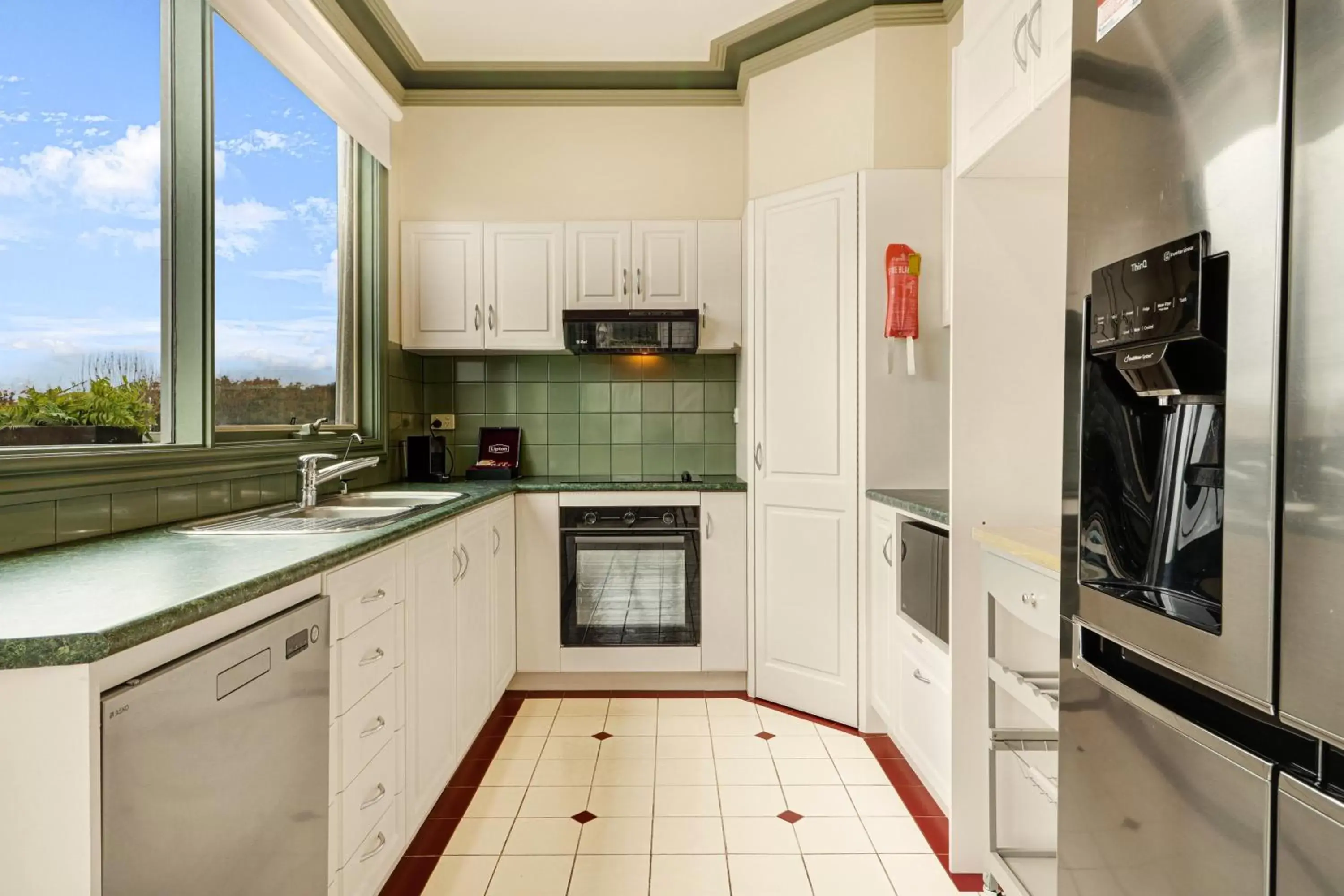 Kitchen/Kitchenette in Alzburg Resort