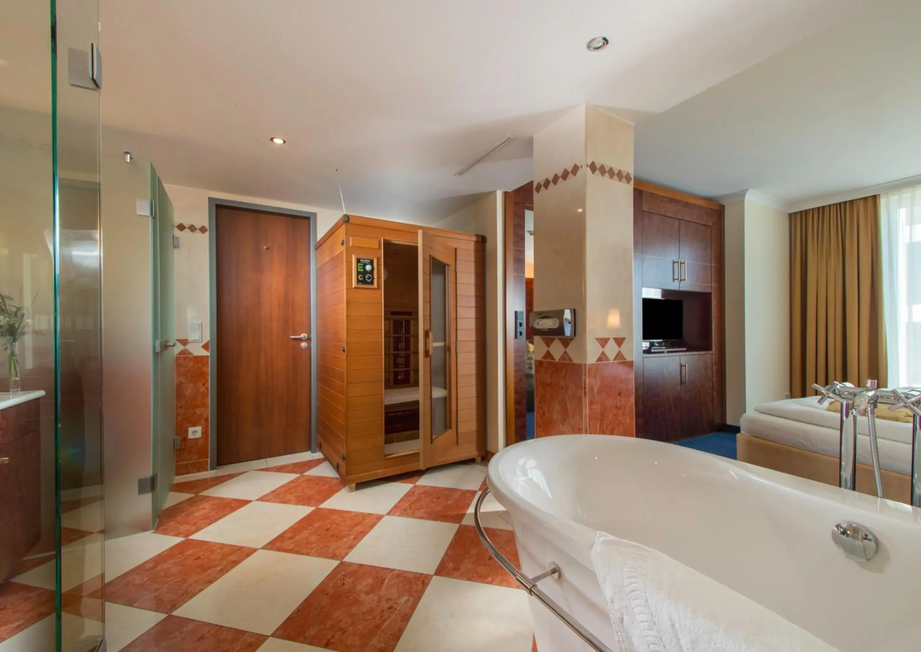 Sauna, Bathroom in Hotel Glöcklhofer