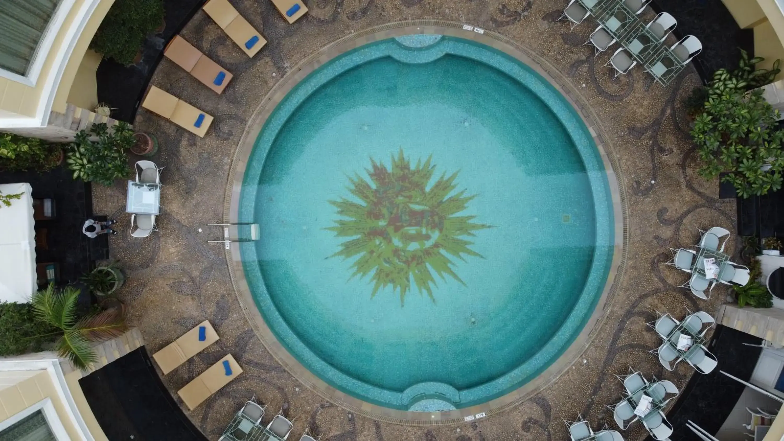 Swimming pool, Pool View in Four Seasons Place Hotel