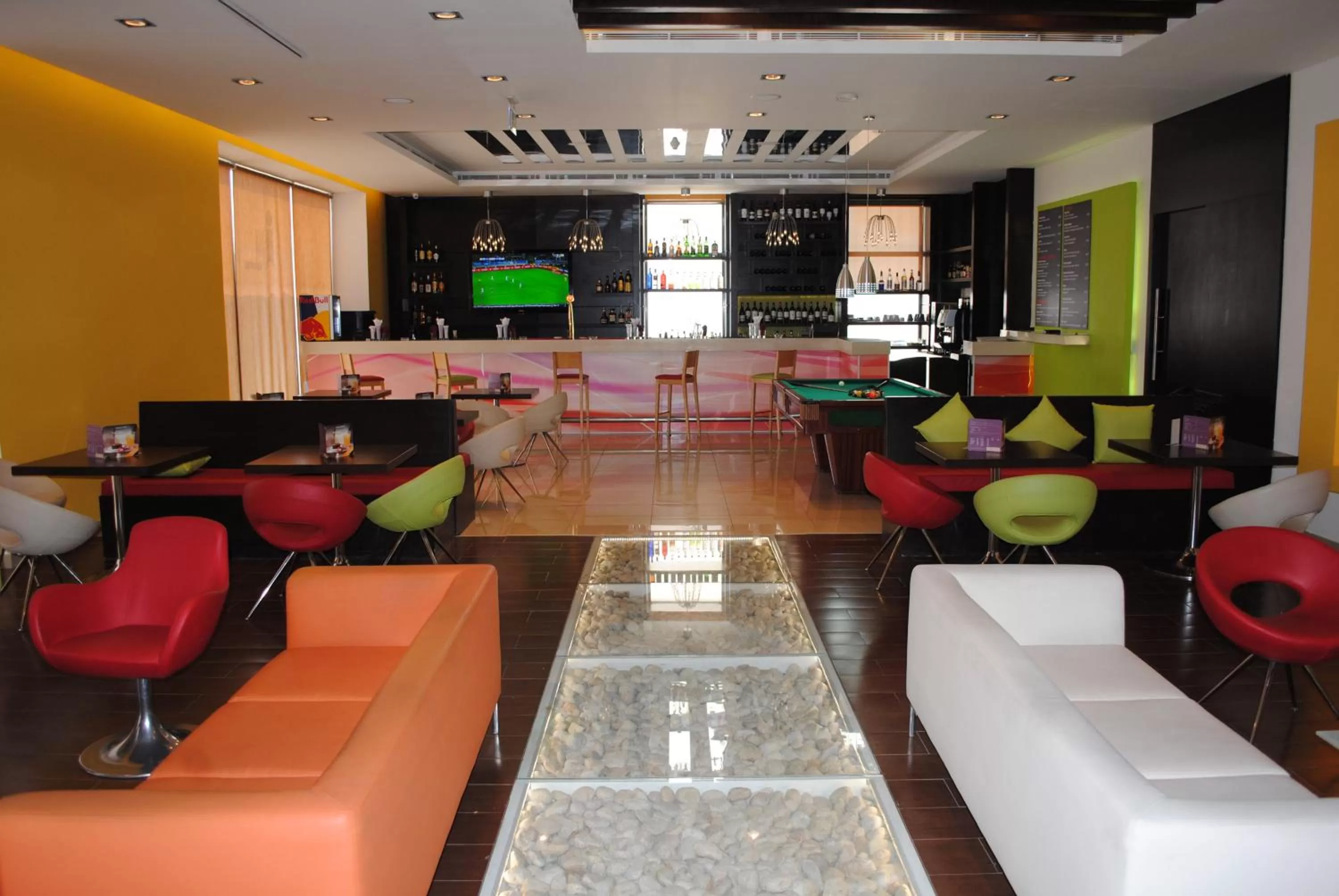 Lounge or bar in ibis Amman