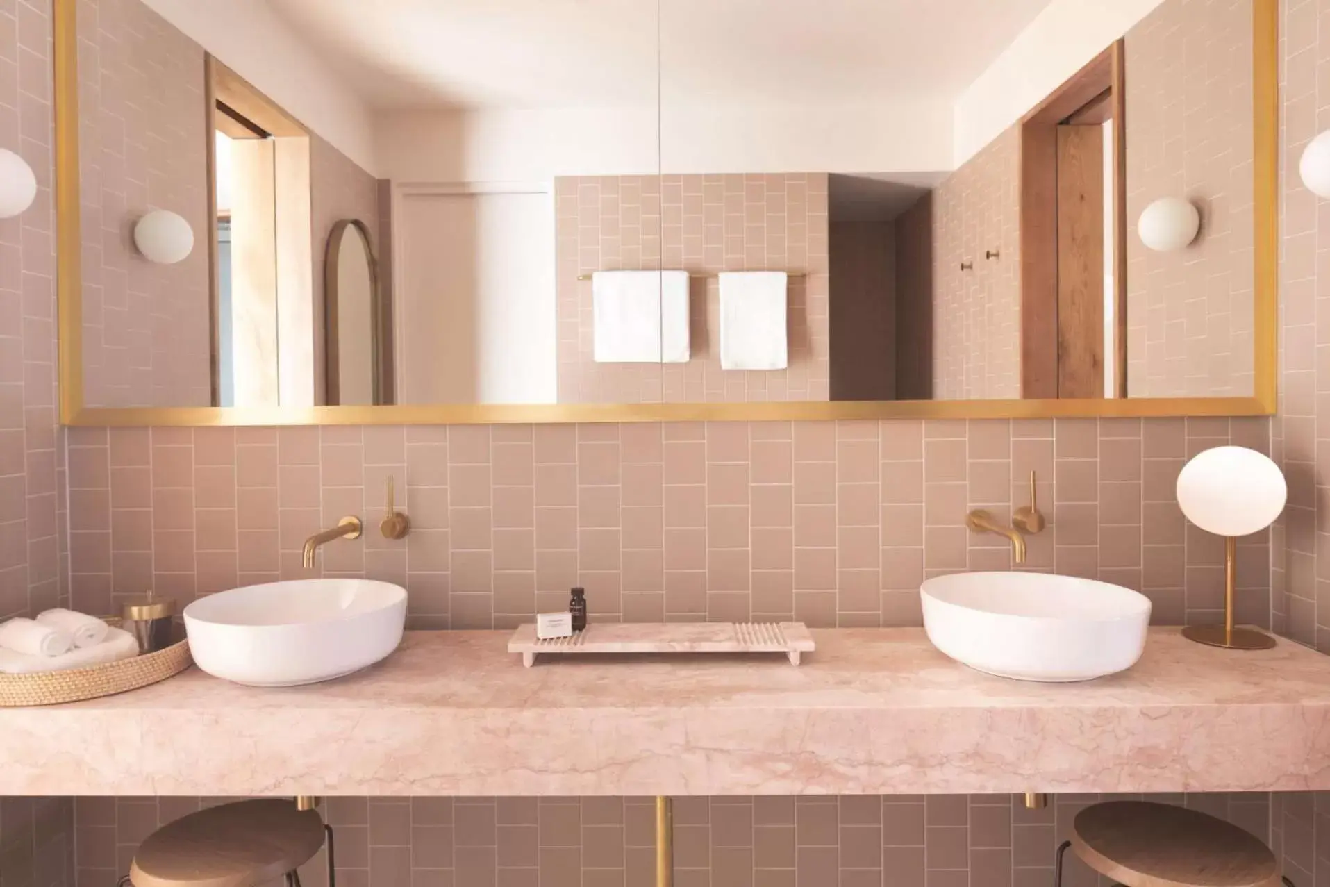 Photo of the whole room, Bathroom in The Calile Hotel