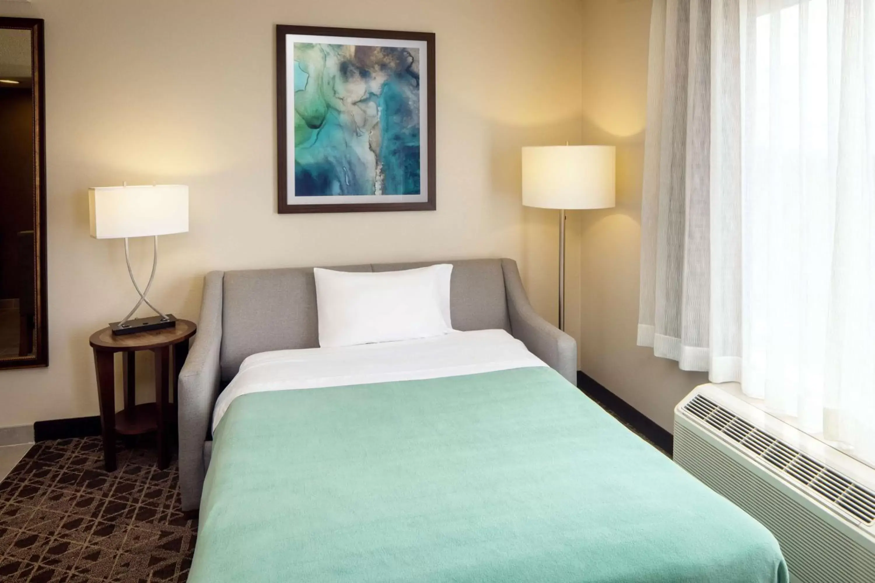 Bed in Homewood Suites by Hilton Wallingford-Meriden