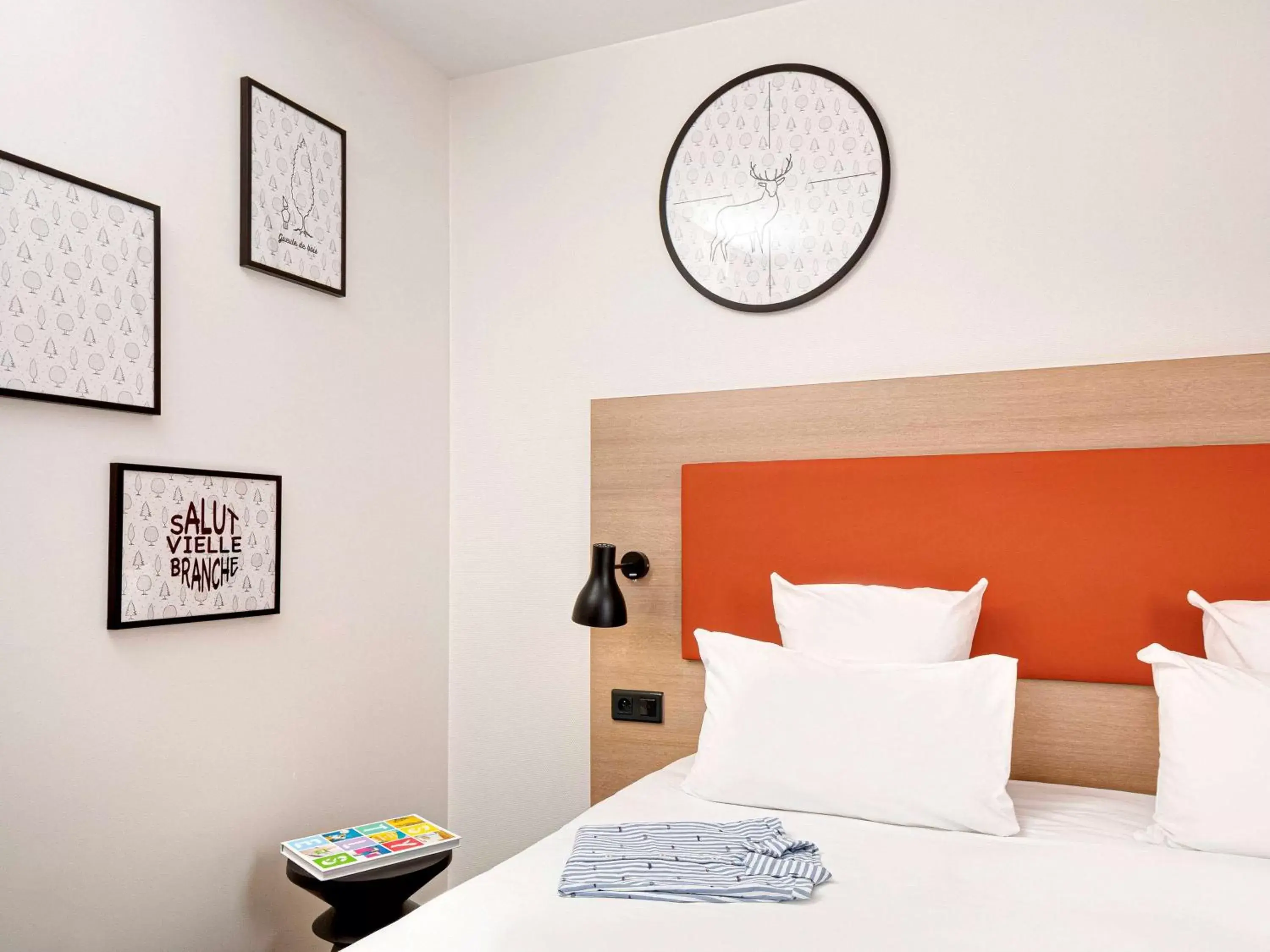 Photo of the whole room, Bed in Hôtel ibis Styles Montargis Arboria