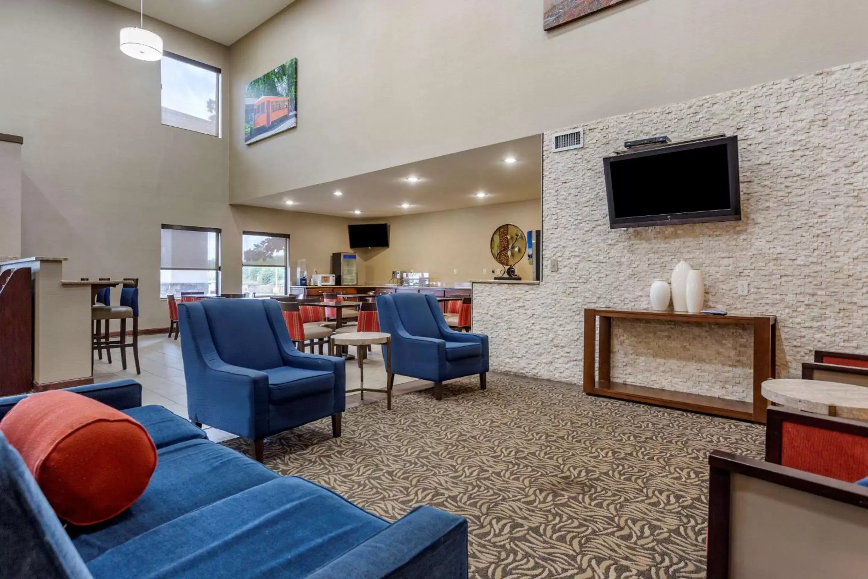 Lobby or reception in Comfort Suites Cordova Lobby or reception in Comfort Suites Cordova