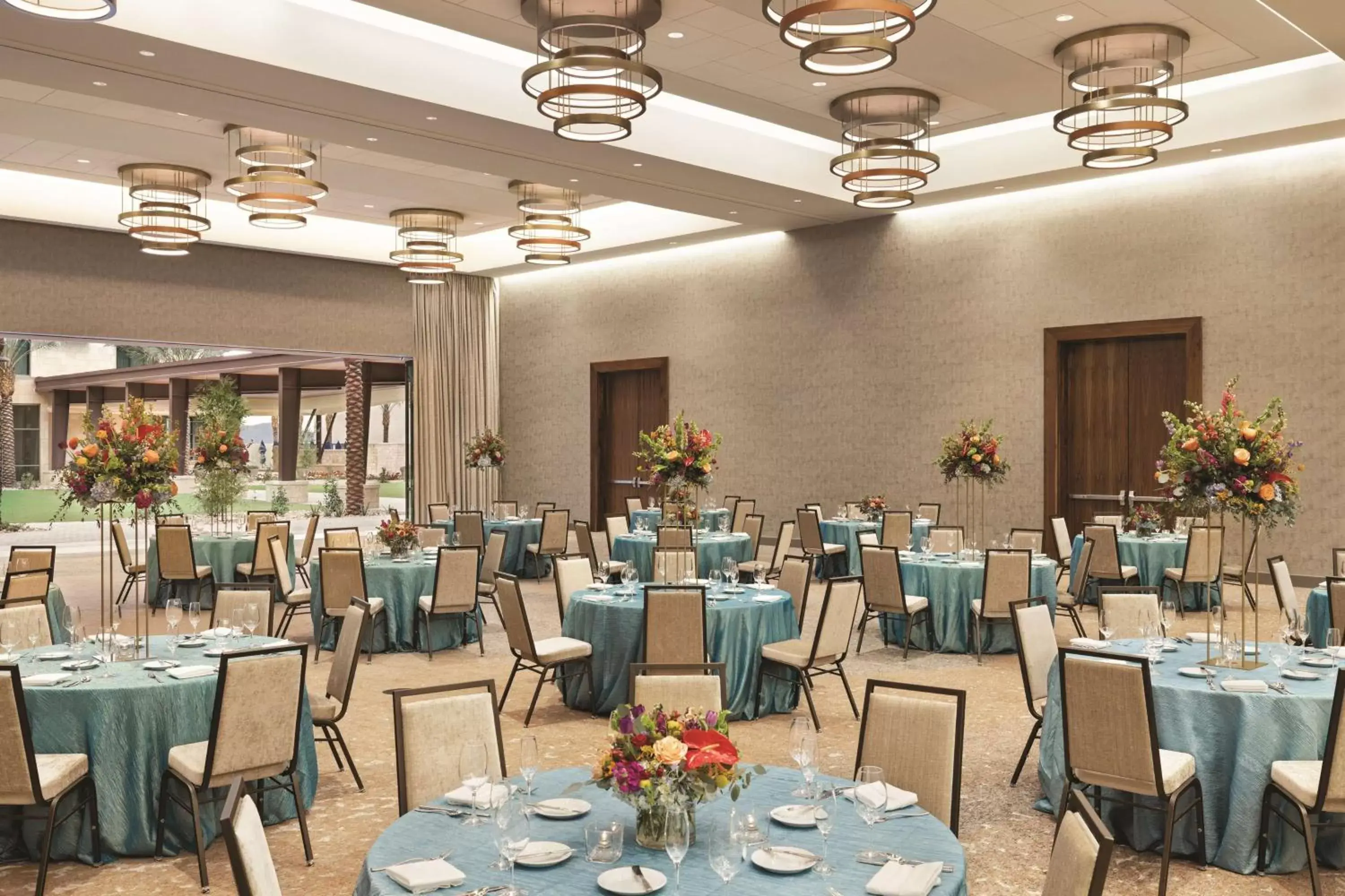 Meeting/conference room, Restaurant/Places to Eat in Hilton North Scottsdale At Cavasson