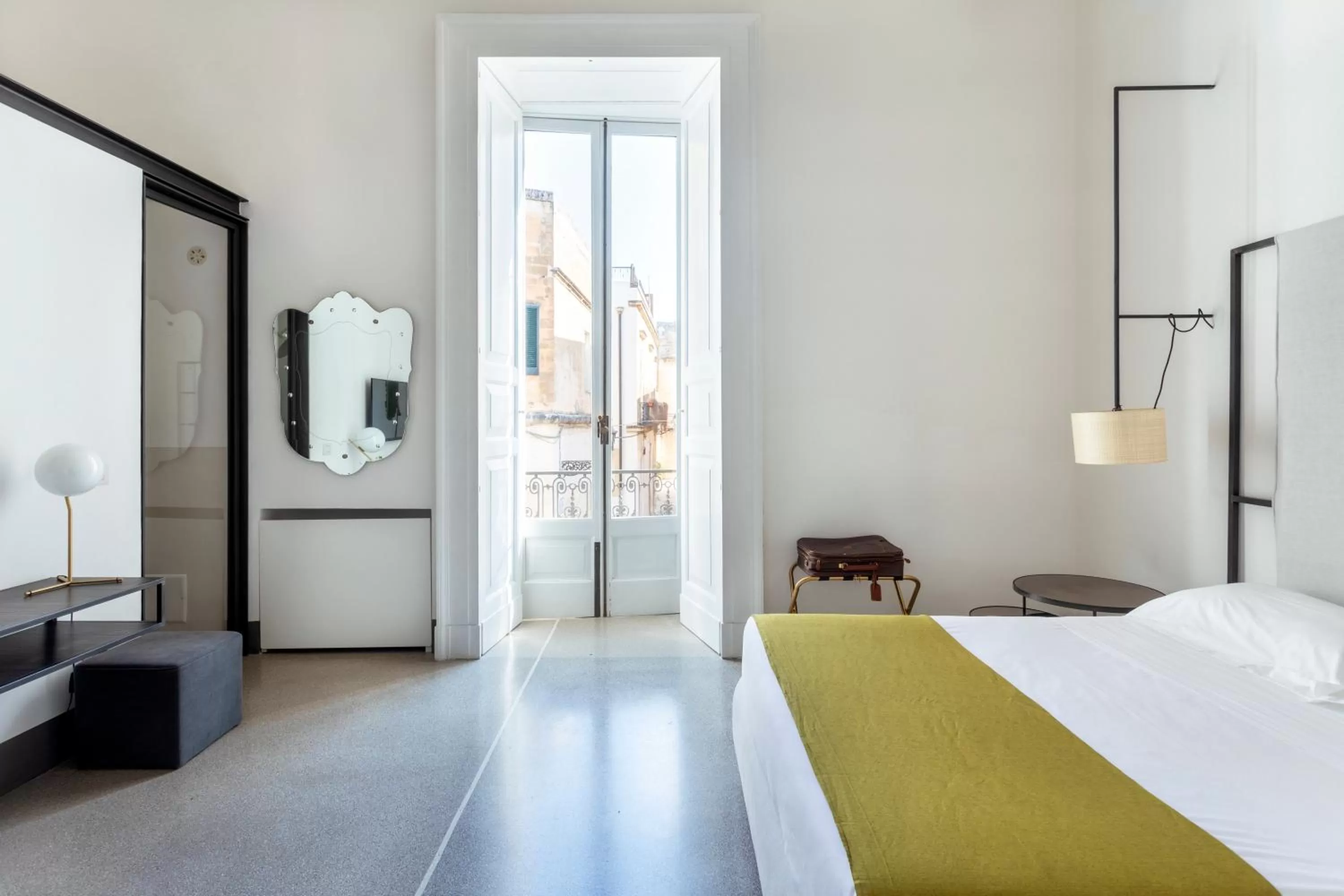 Photo of the whole room, Bed in Palazzo De Noha - Boutique Hotel