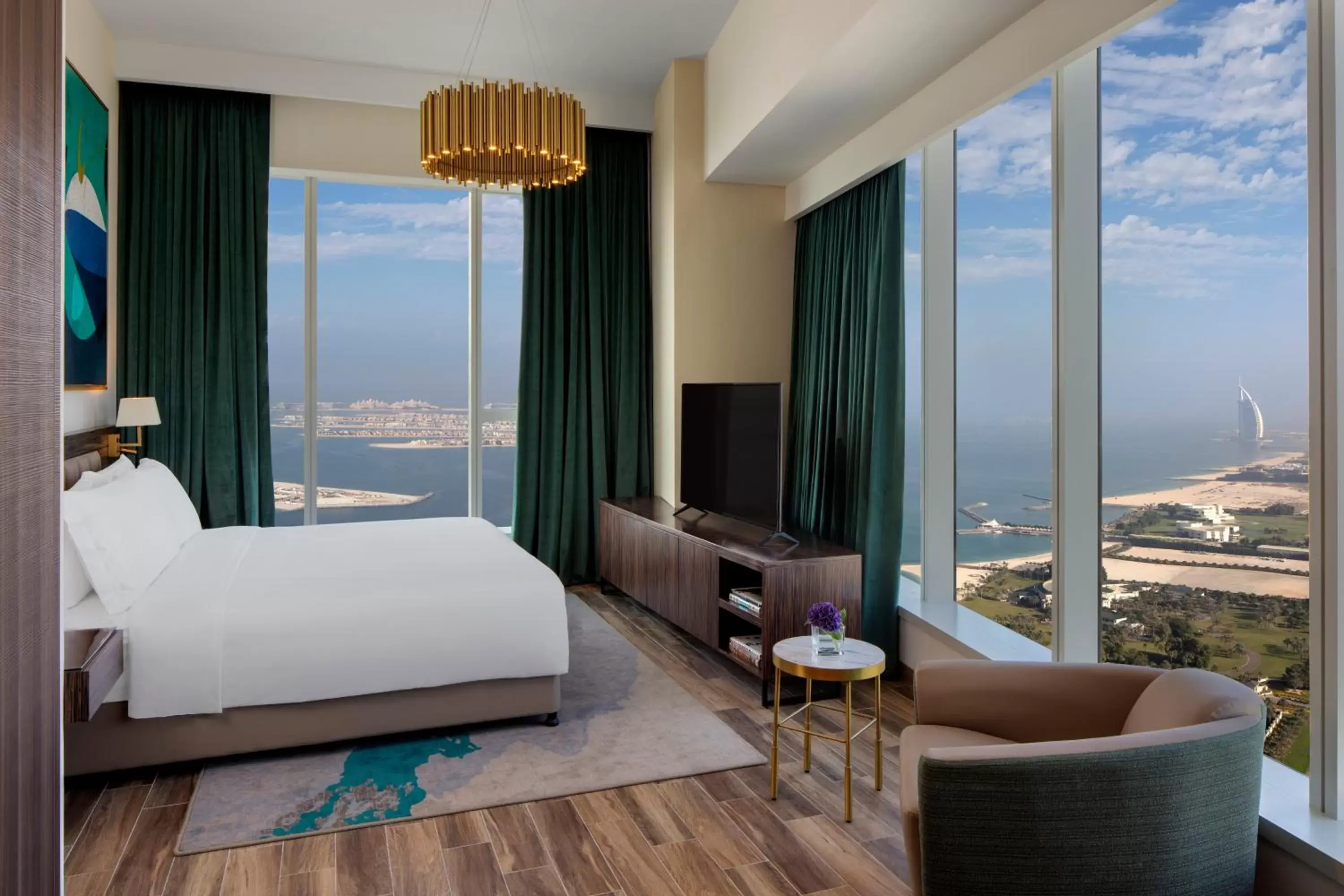Bed, Mountain View in Avani Plus Palm View Dubai Hotel & Suites