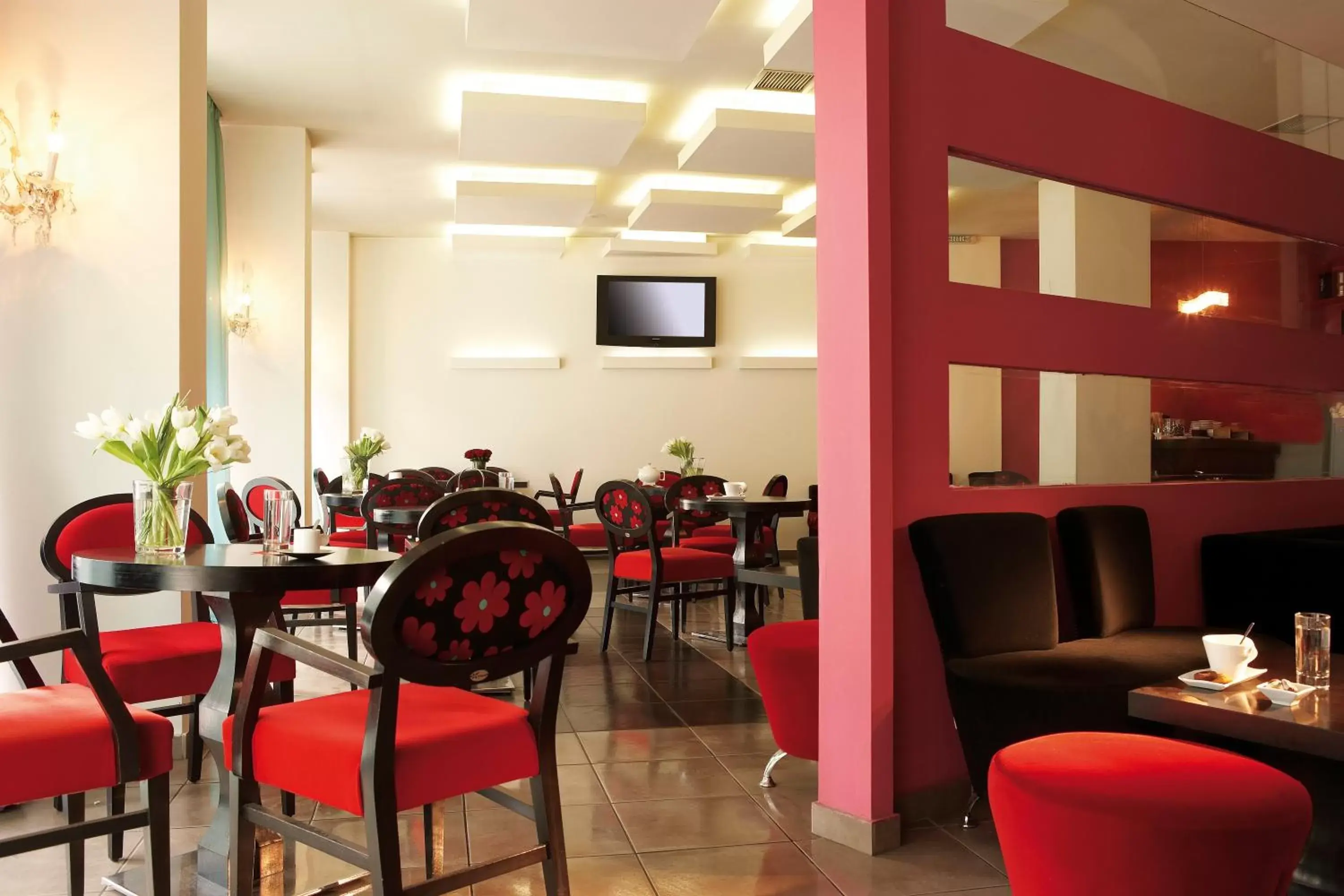 Lounge or bar, Restaurant/Places to Eat in Anessis