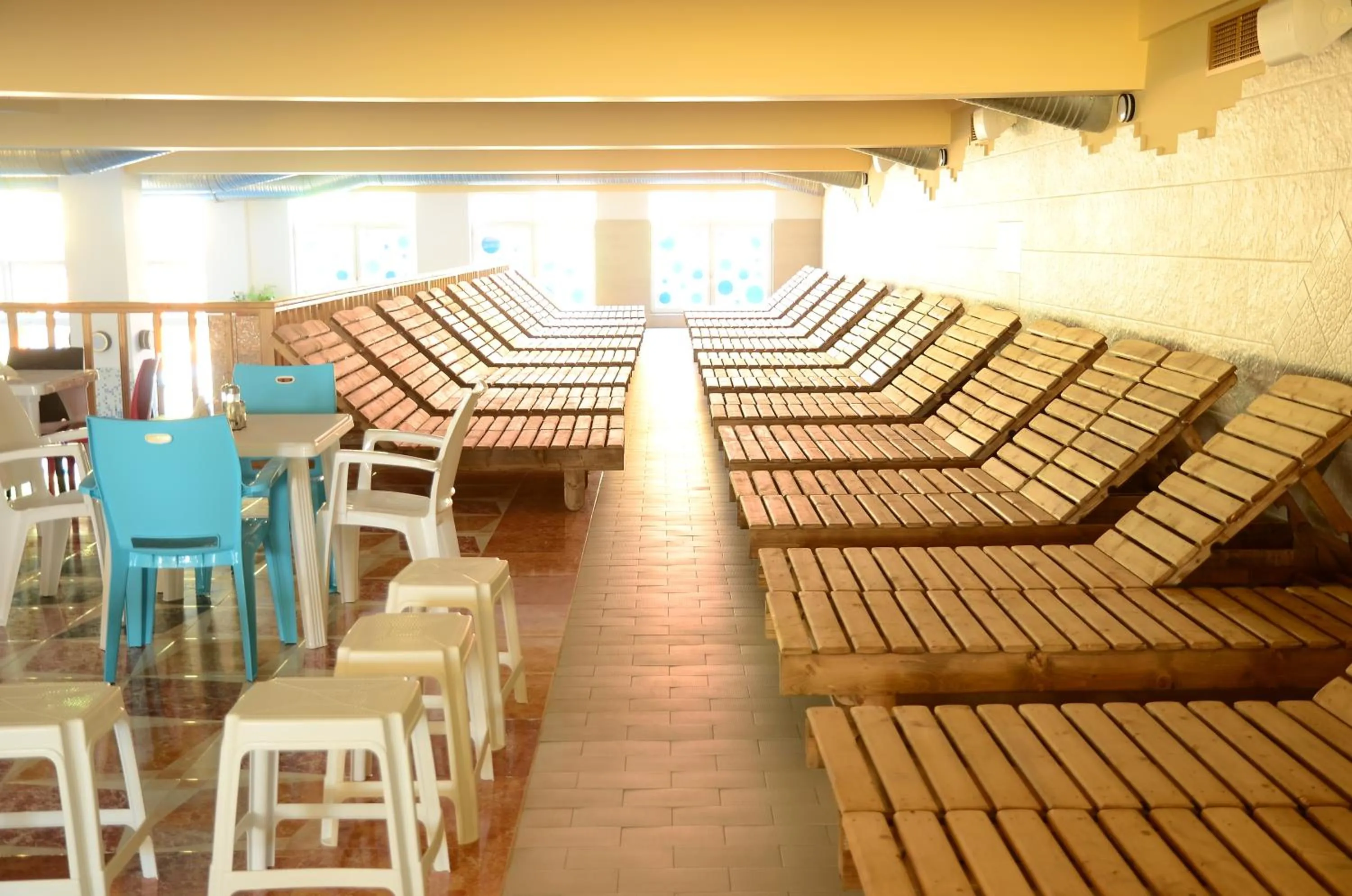 Seating area in Hotel Seneca