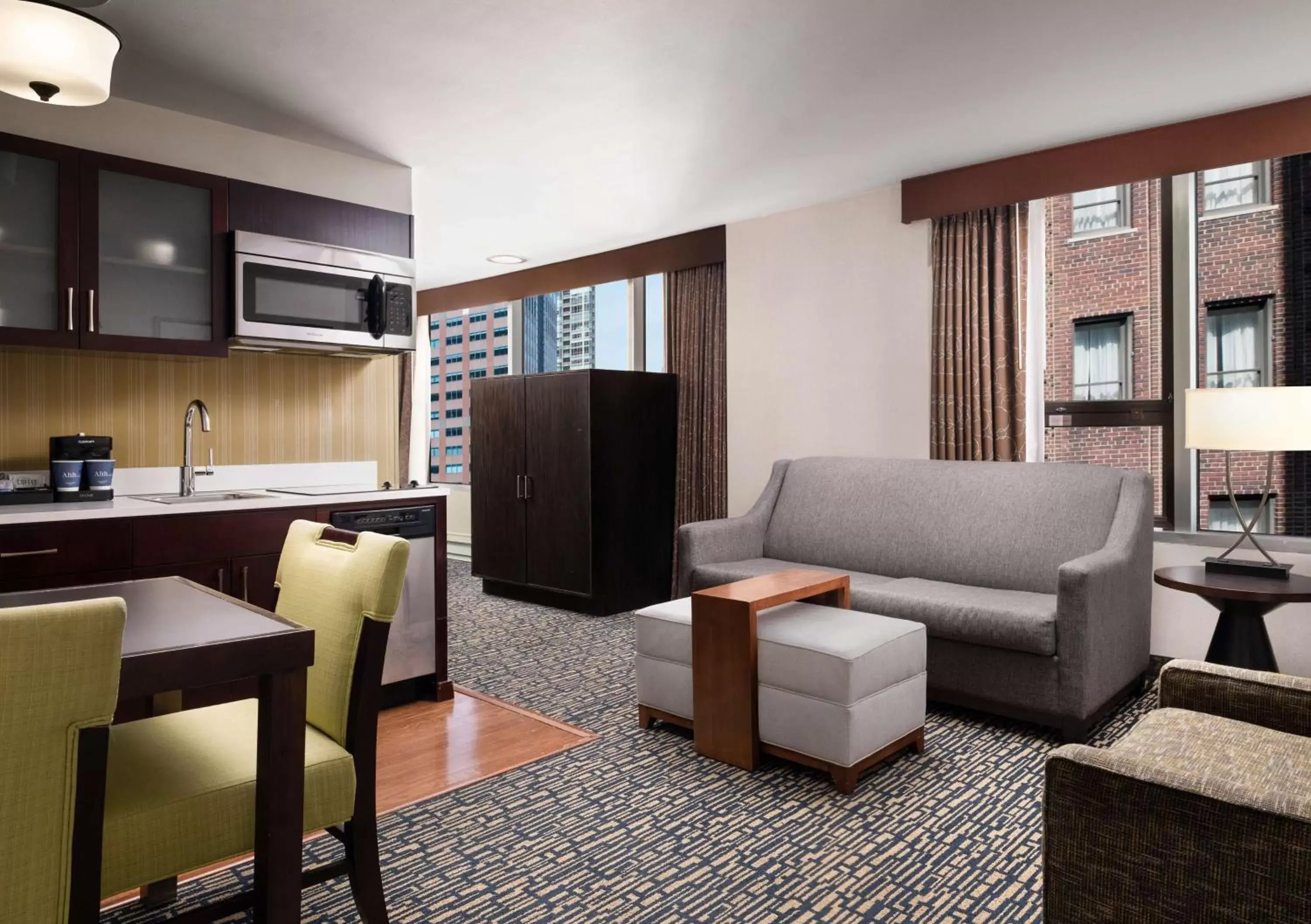 Living room, Seating Area in Homewood Suites by Hilton Chicago Downtown - Magnificent Mile