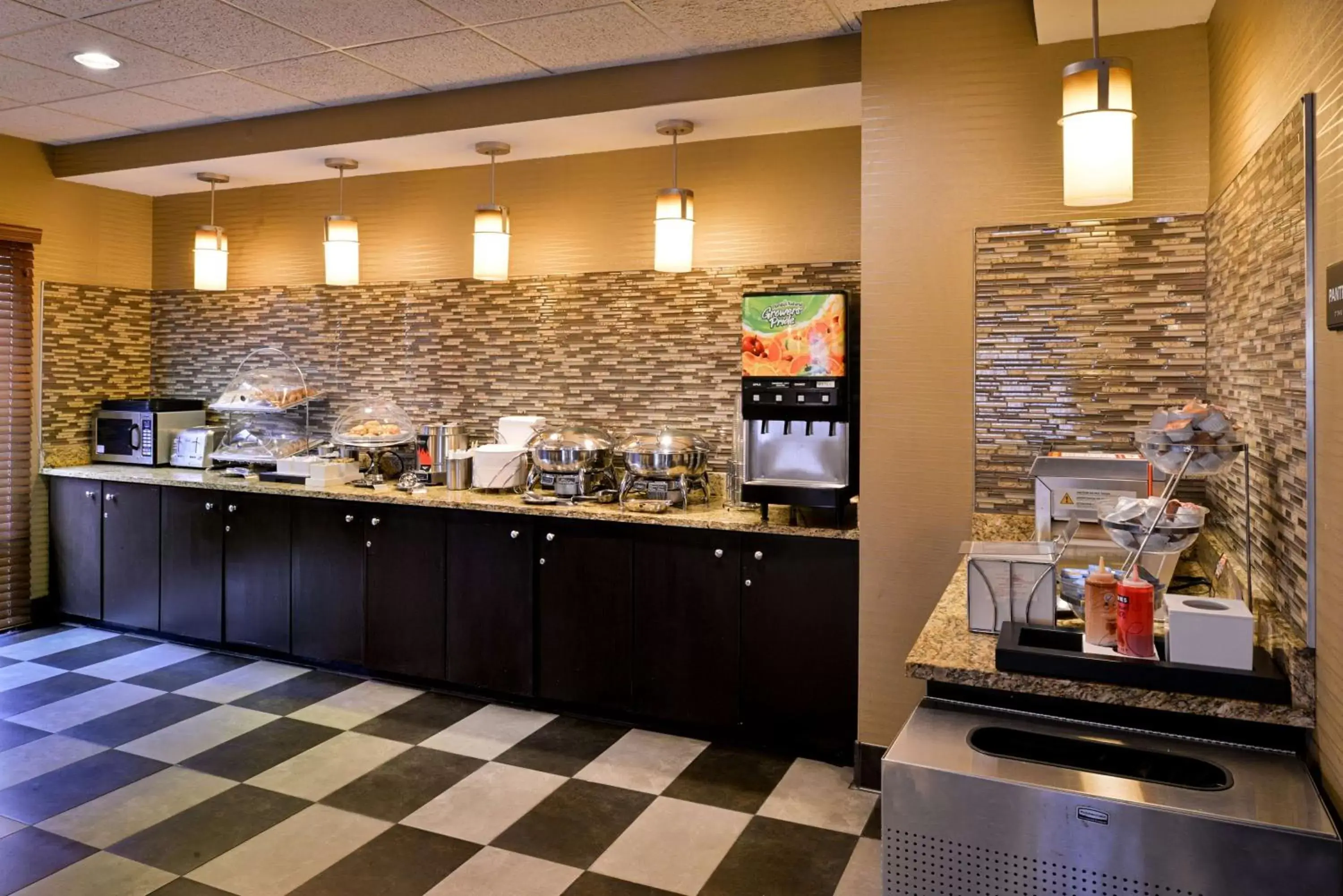 Restaurant/places to eat in Best Western Plus Wichita West Airport Inn