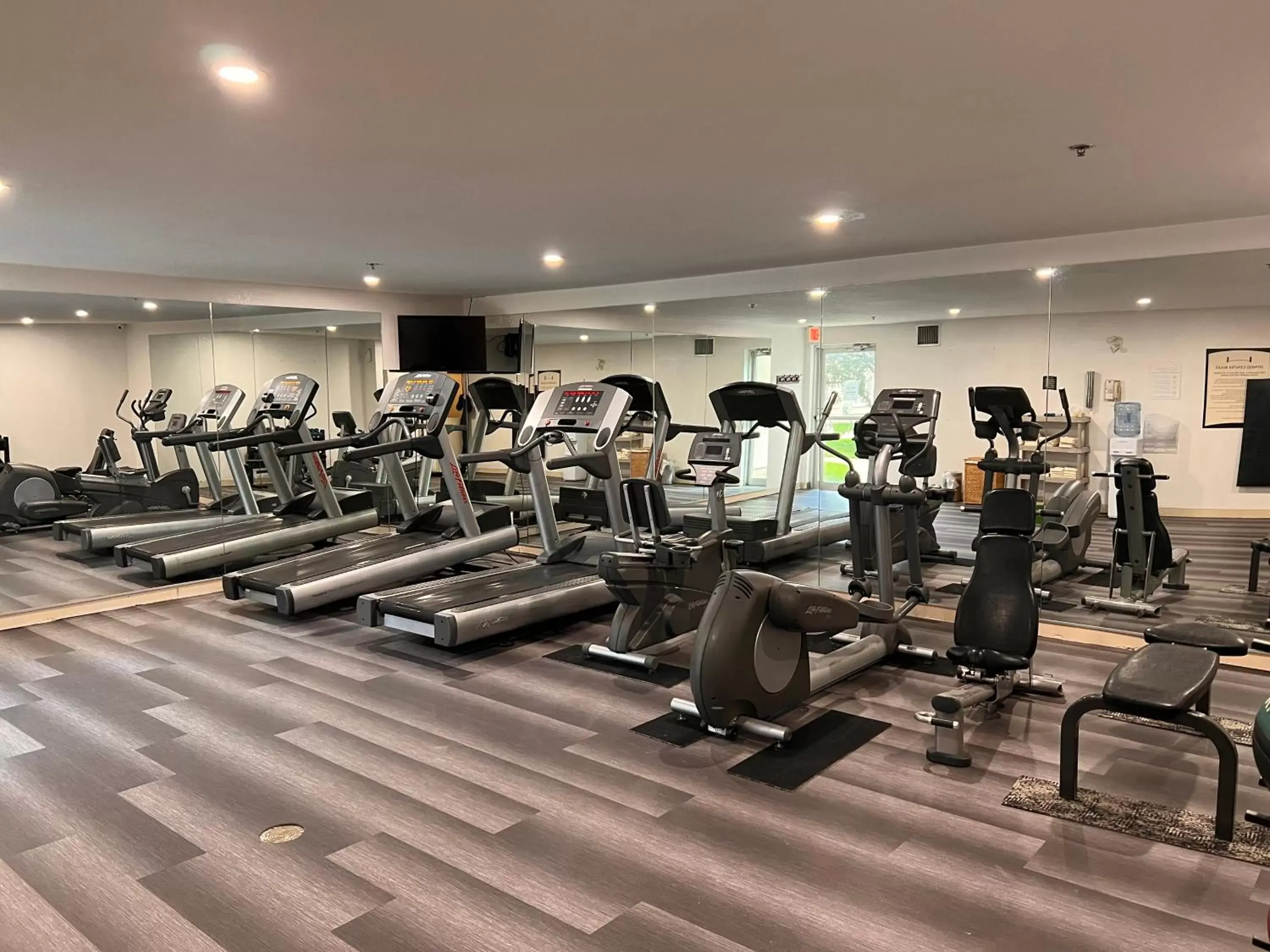 Fitness centre/facilities, Fitness Center/Facilities in Staybridge Suites - Calgary Airport, an IHG Hotel