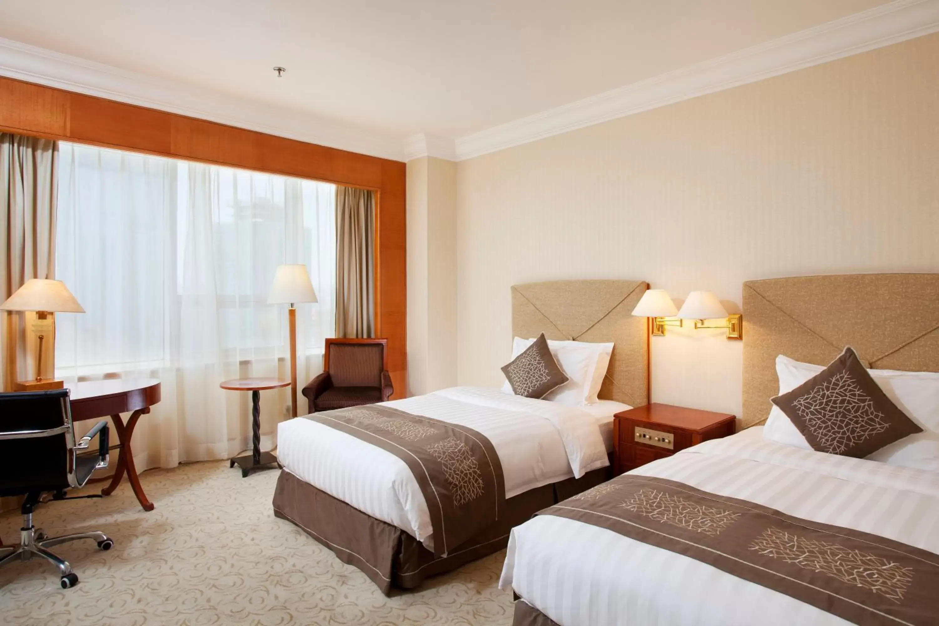 Photo of the whole room in Crowne Plaza Qingdao, an IHG Hotel