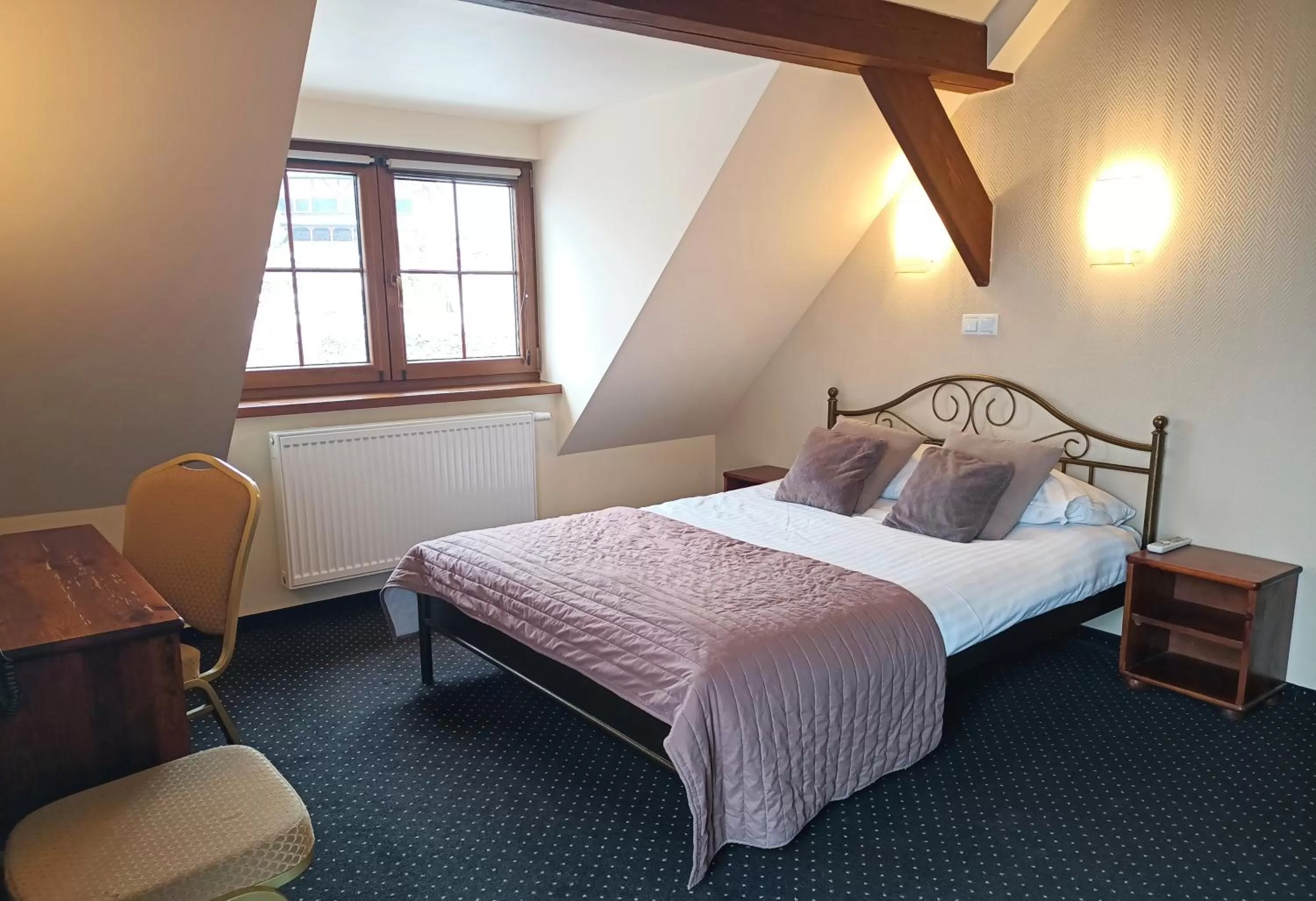 Bed in Hotel Beskidzki Raj Medical SPA