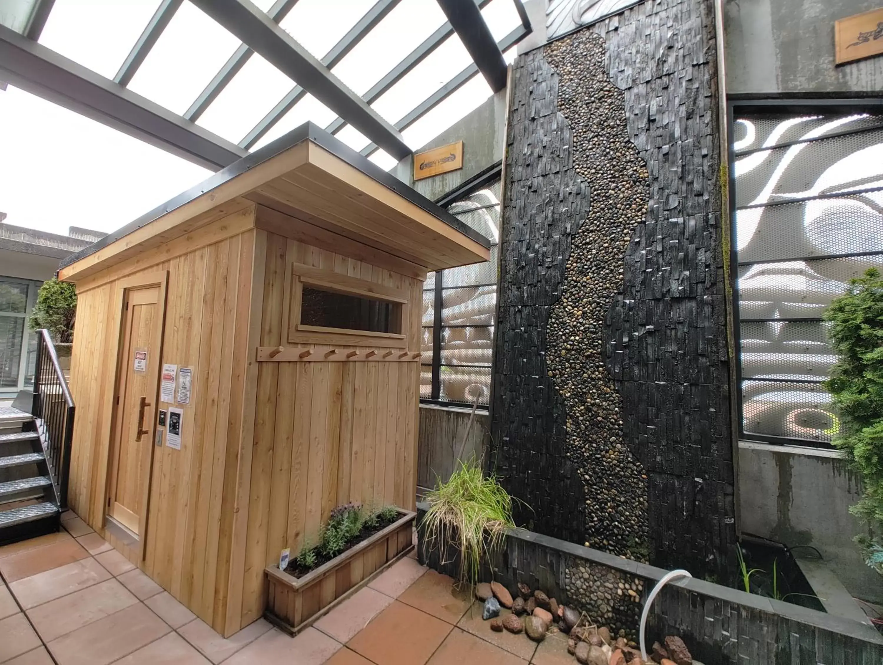 Sauna in Skwachàys Lodge