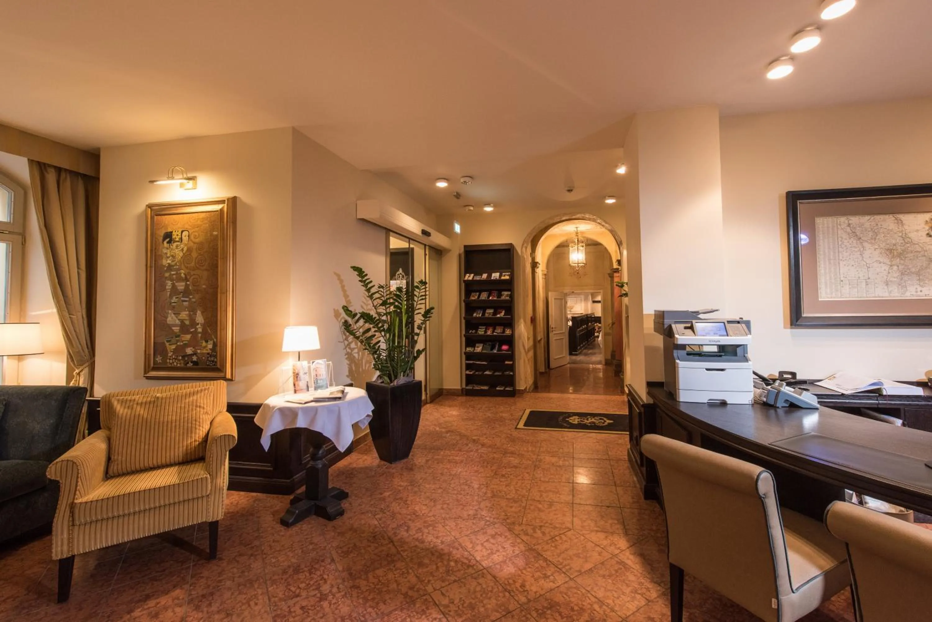 Lobby or reception in Hotel Goldener Löwe