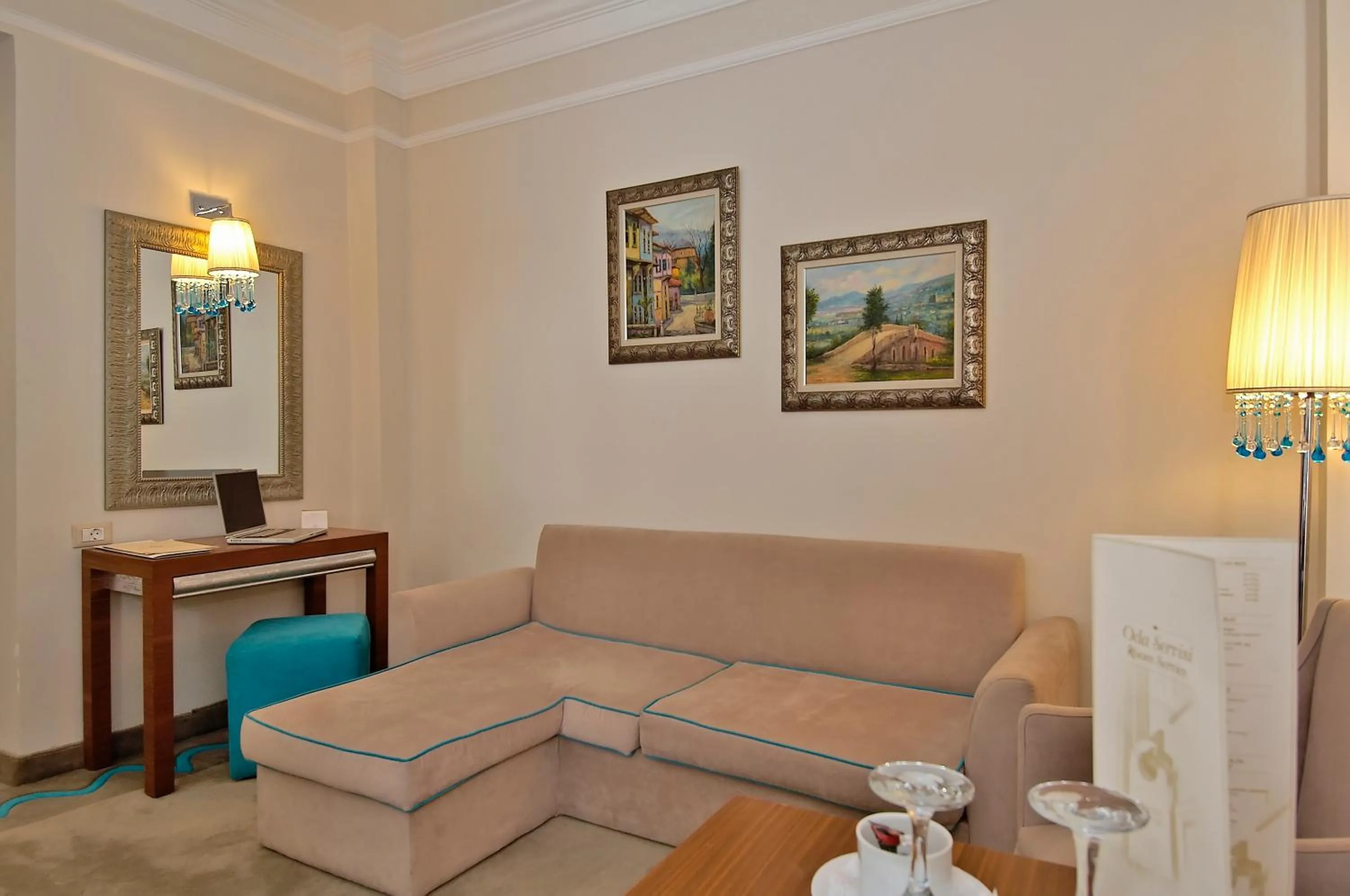 Living room in Gonluferah Thermal Hotel