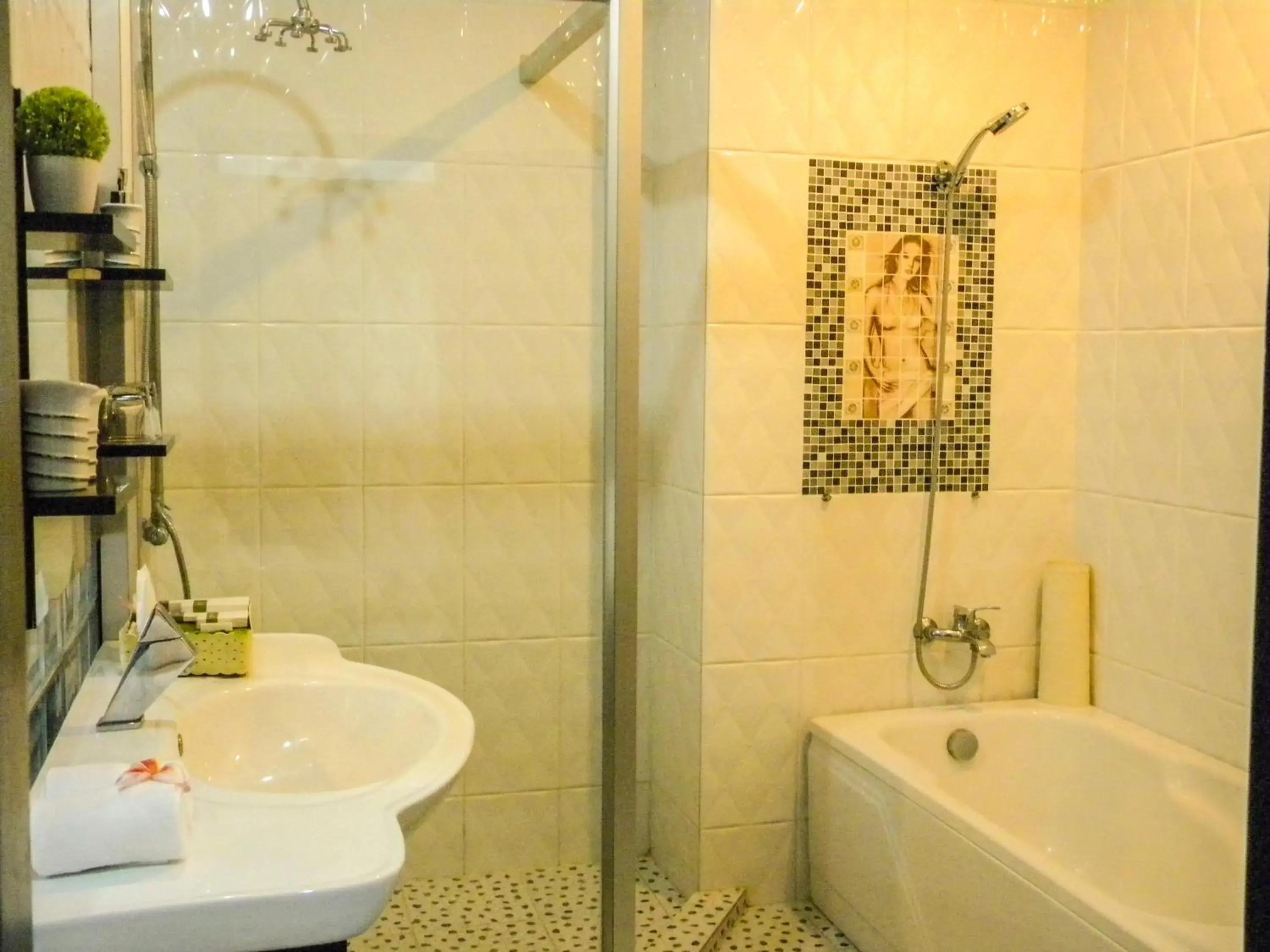 Bathroom in Vimean Sovannaphoum Resort