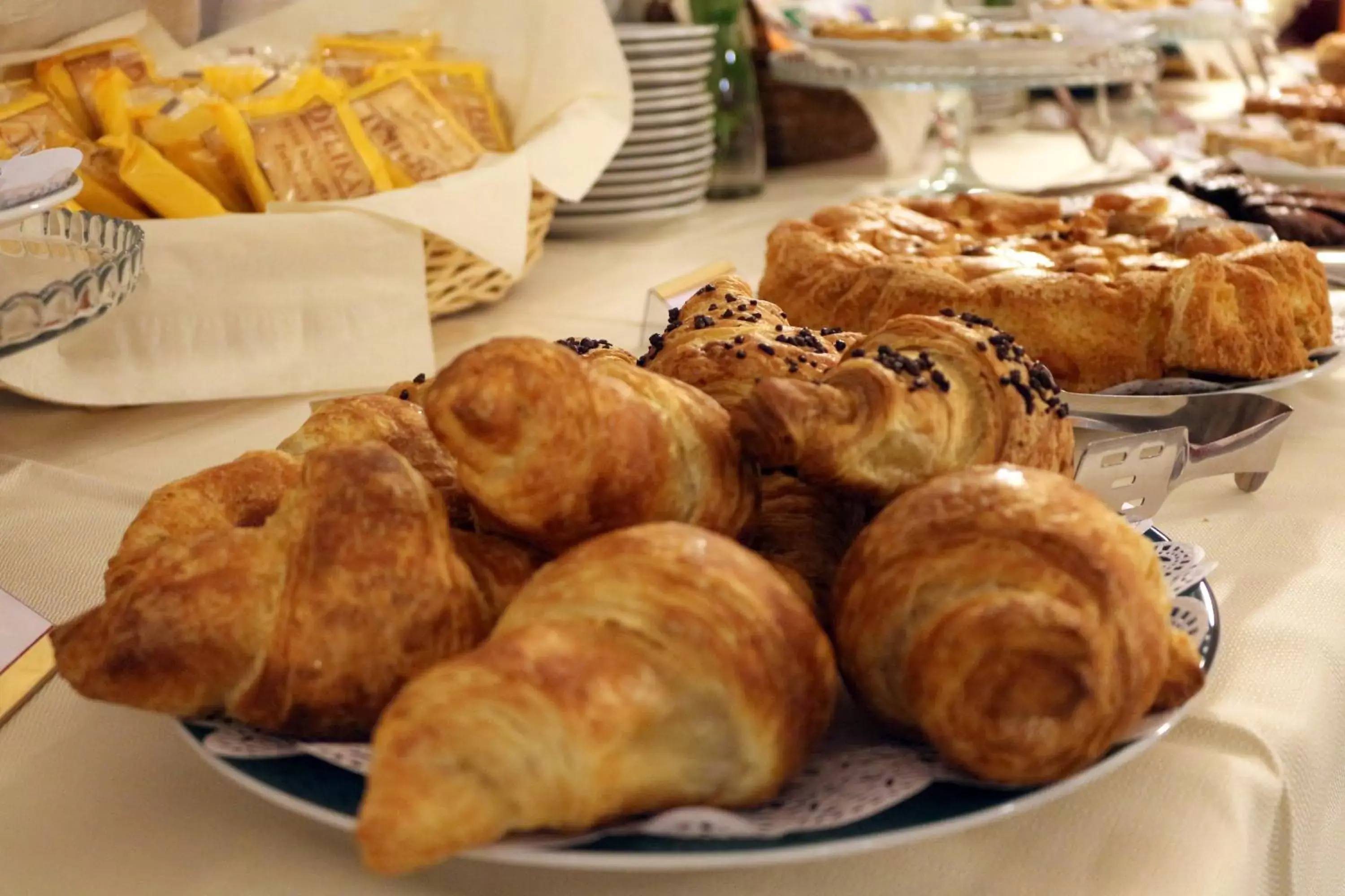 Buffet breakfast, Food in Hotel Gardenia