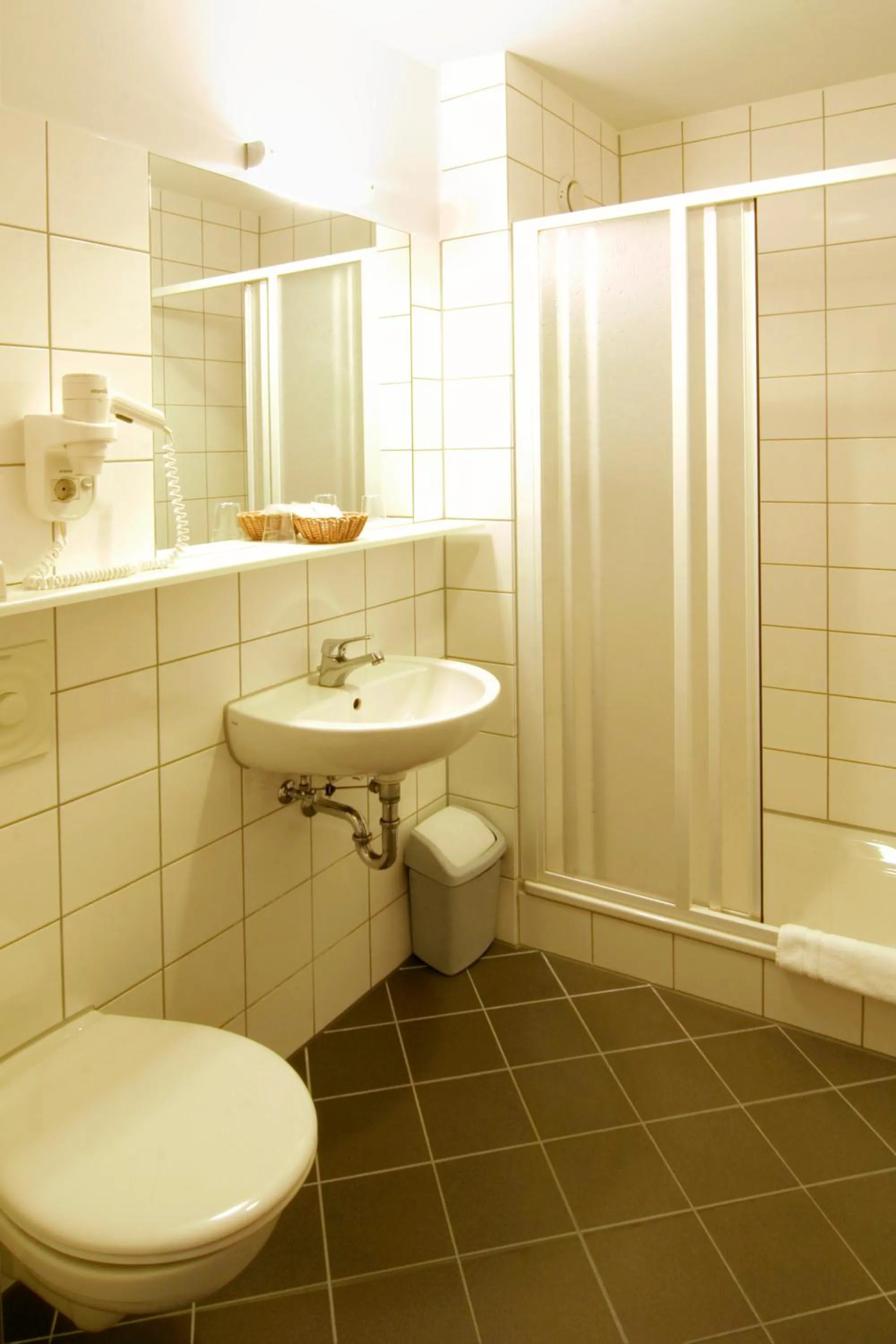 Bathroom in Familienhotel Citylight