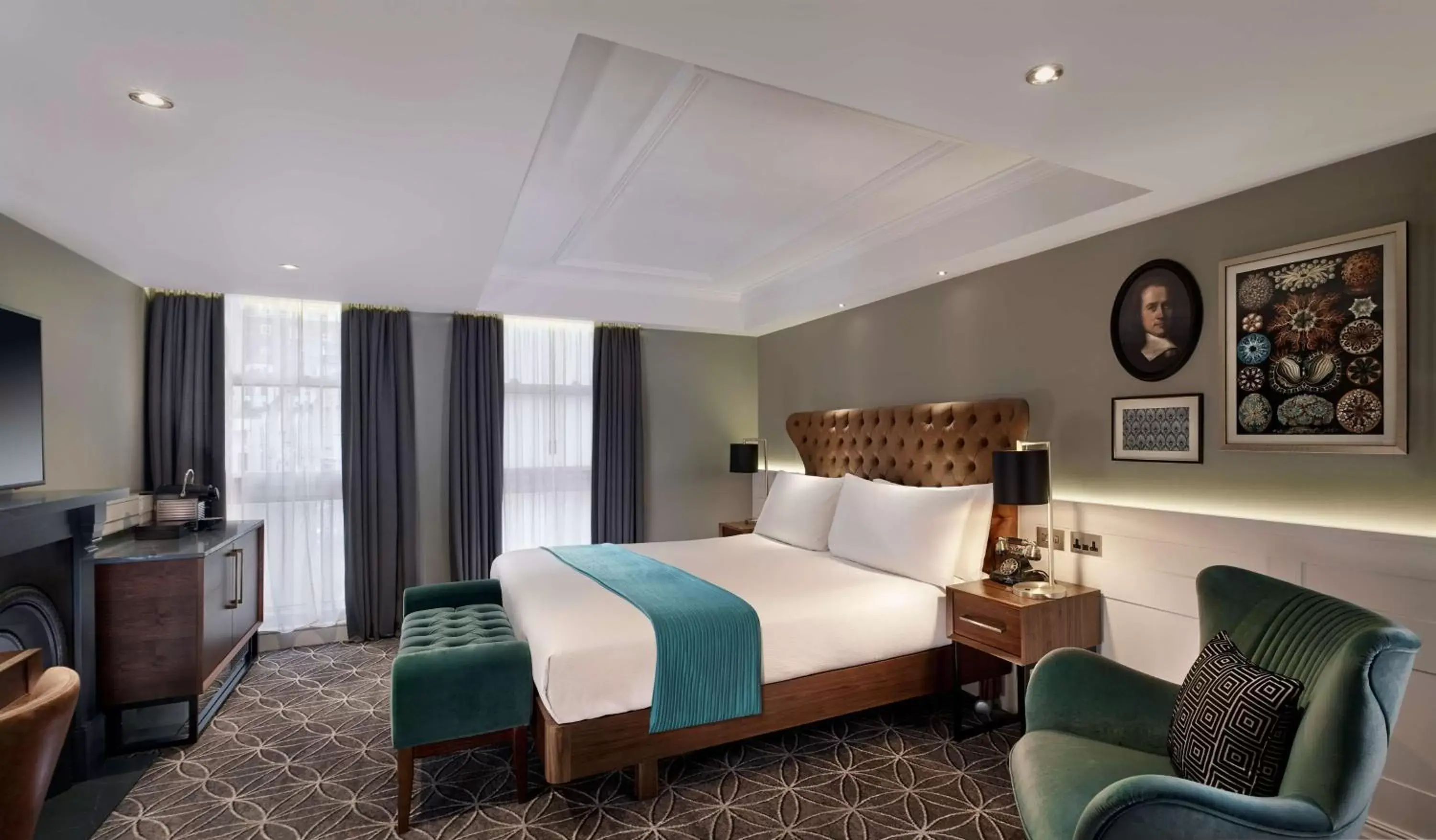 Bedroom in 100 Queen’s Gate Hotel London, Curio Collection by Hilton