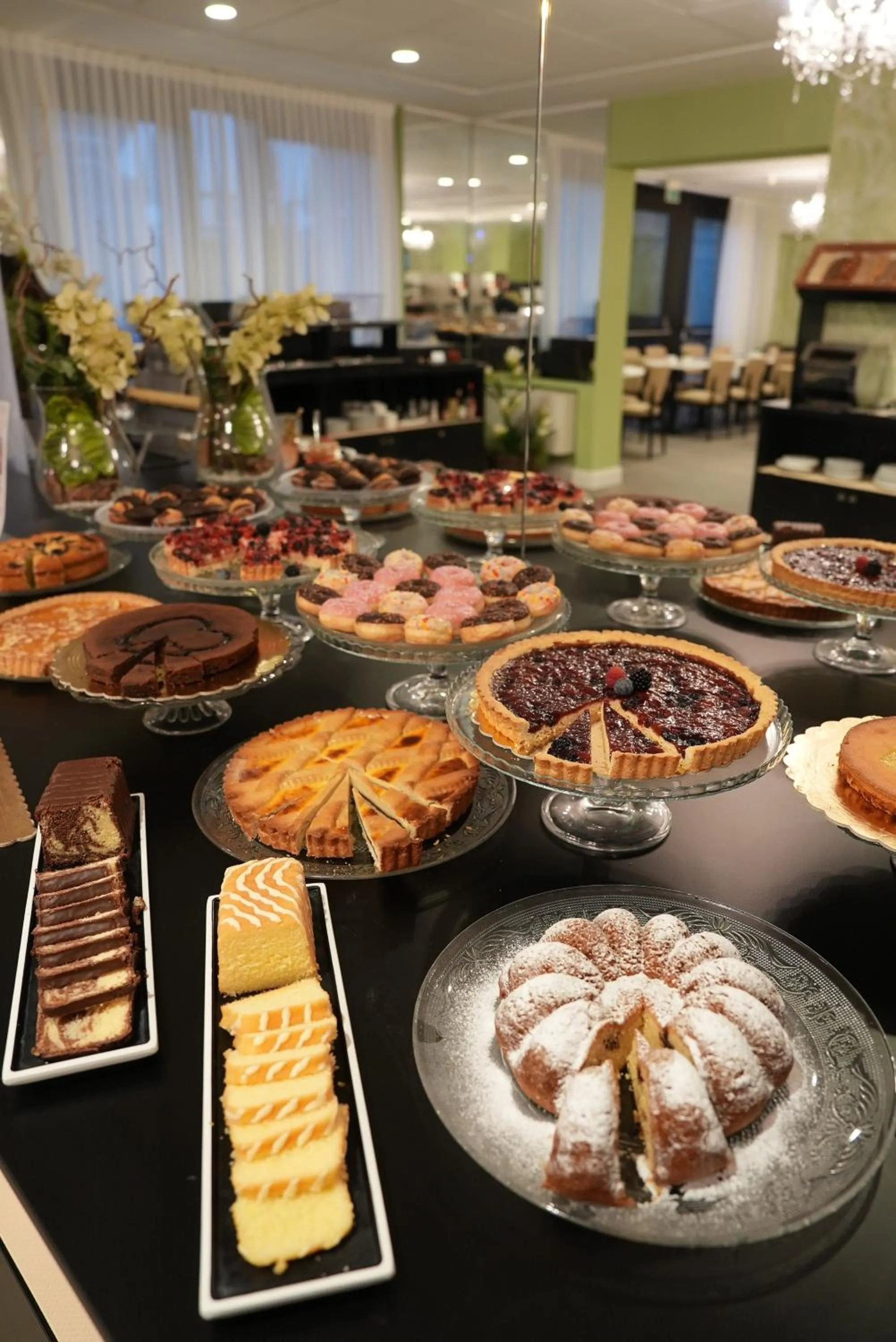 Breakfast in Hotel Puccini