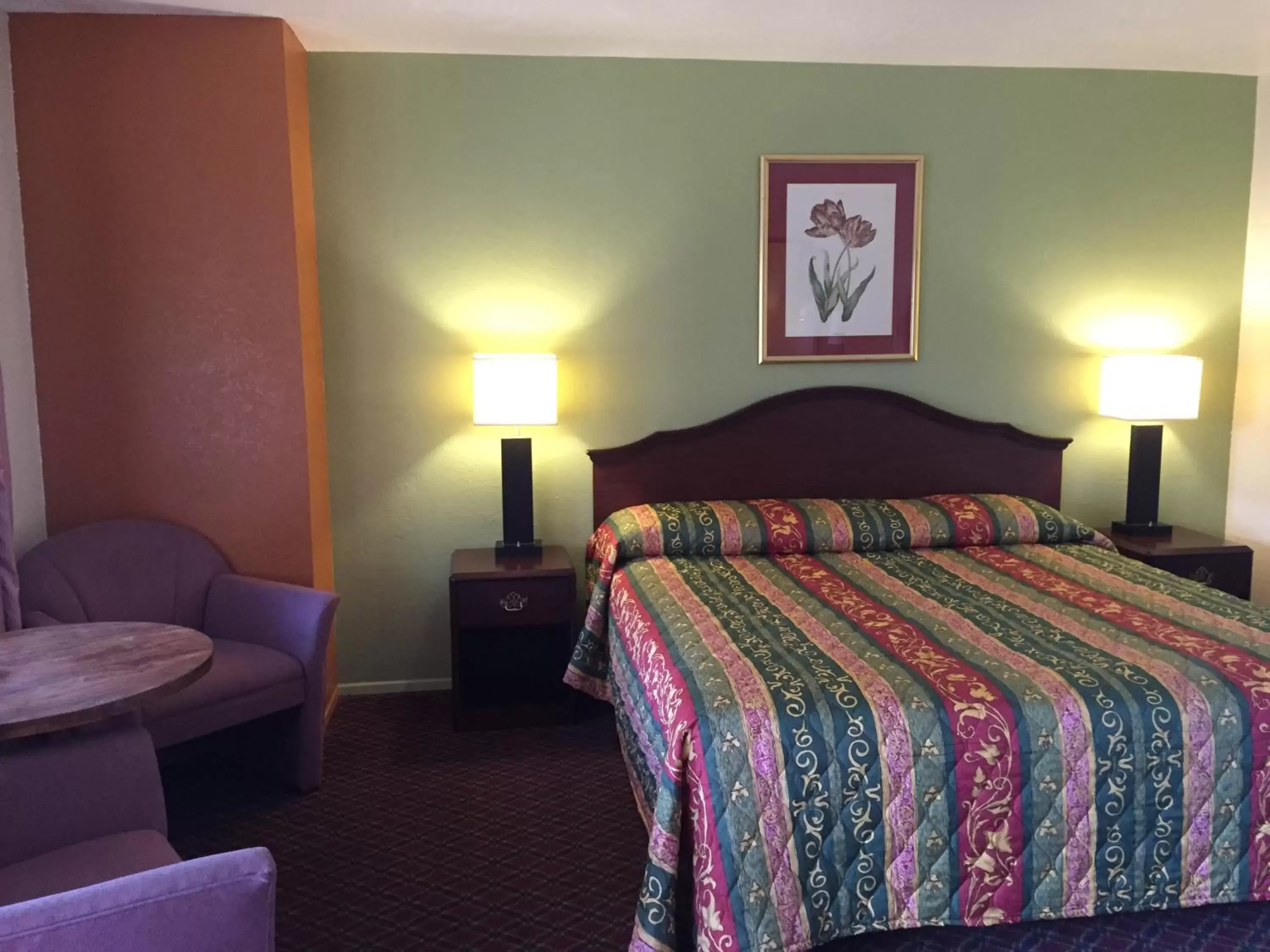 Bed in Hacienda Motel