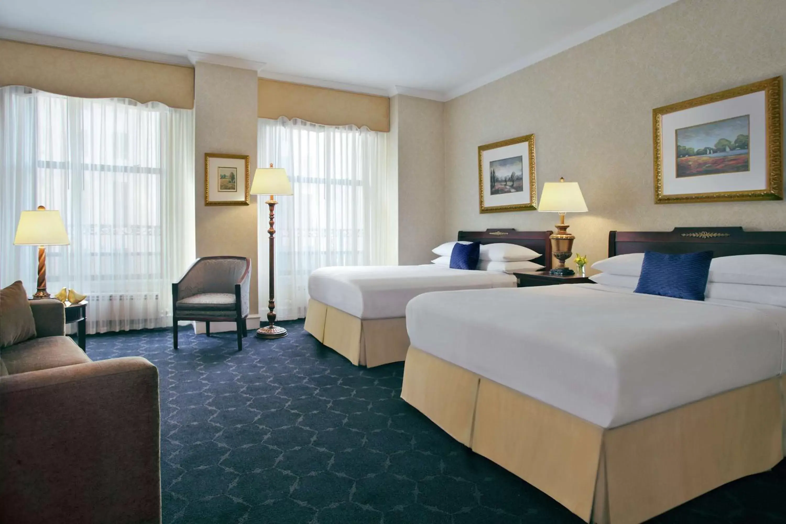 Queen Room with Two Queen Beds in The Drake Hotel Queen Room with Two Queen Beds in The Drake Hotel