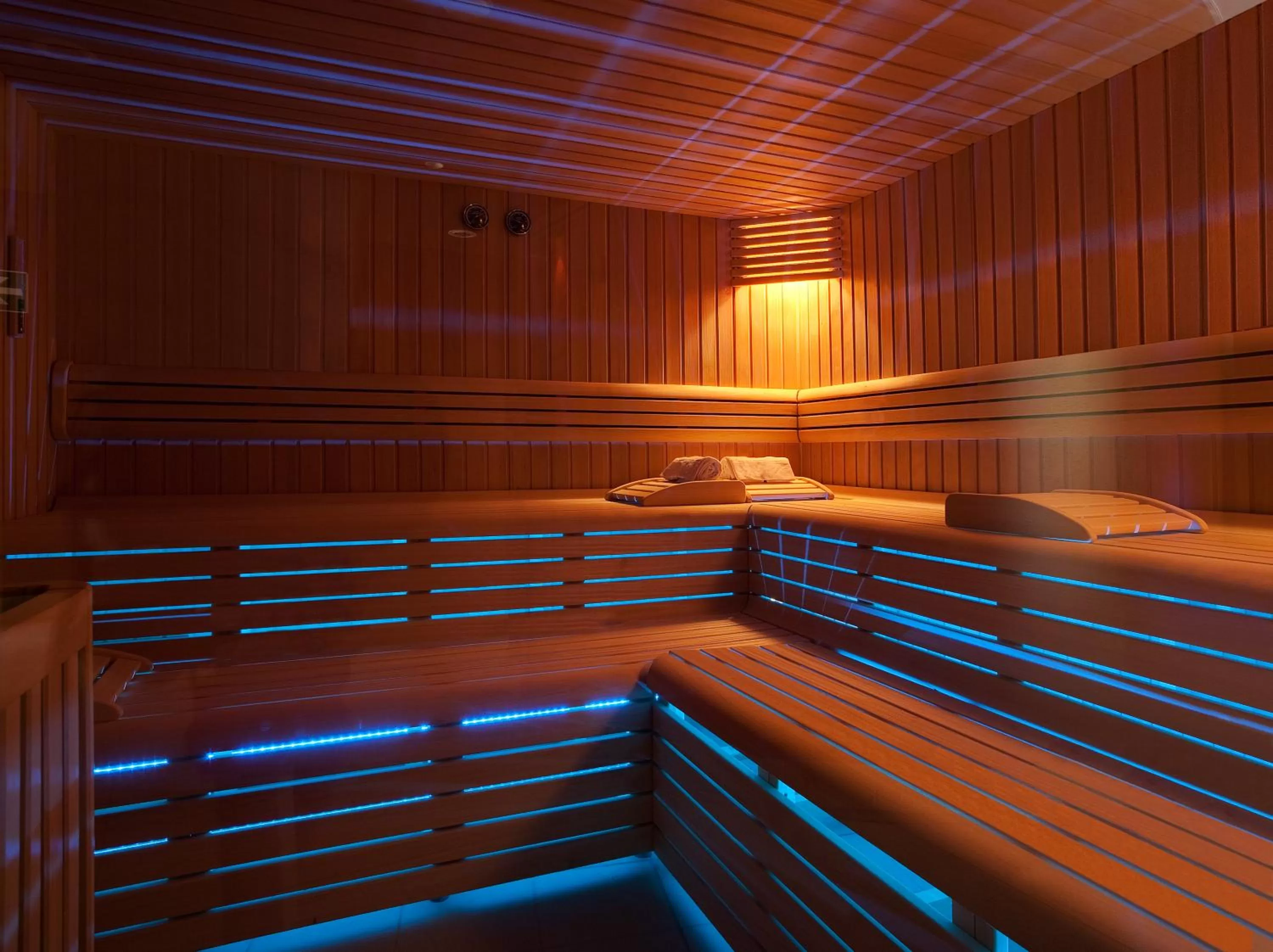 Spa and wellness centre/facilities in Grand Hotel Presolana