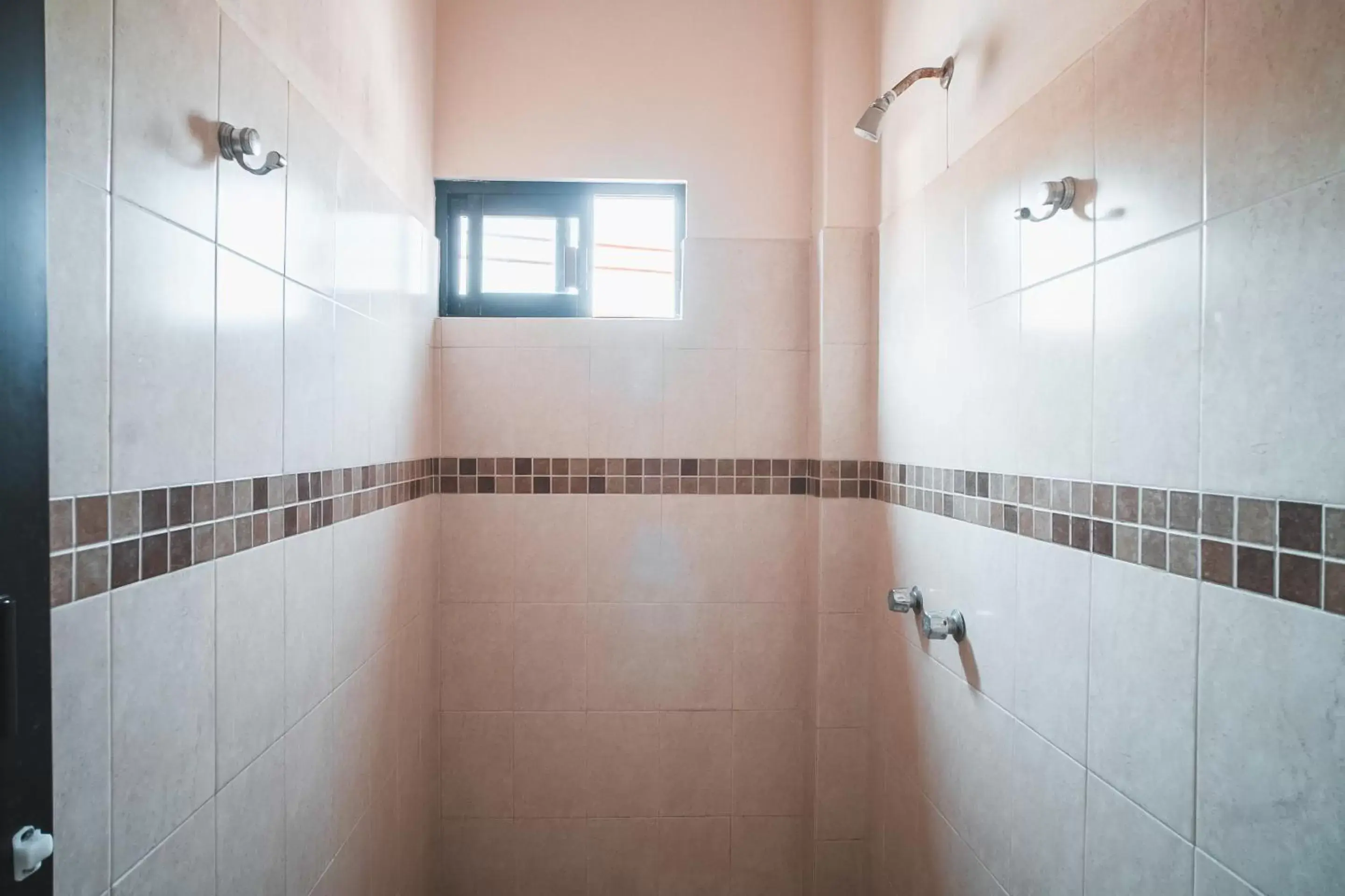 Bathroom in Capital O Hotel Aurora, Tuxtla Gutiérrez