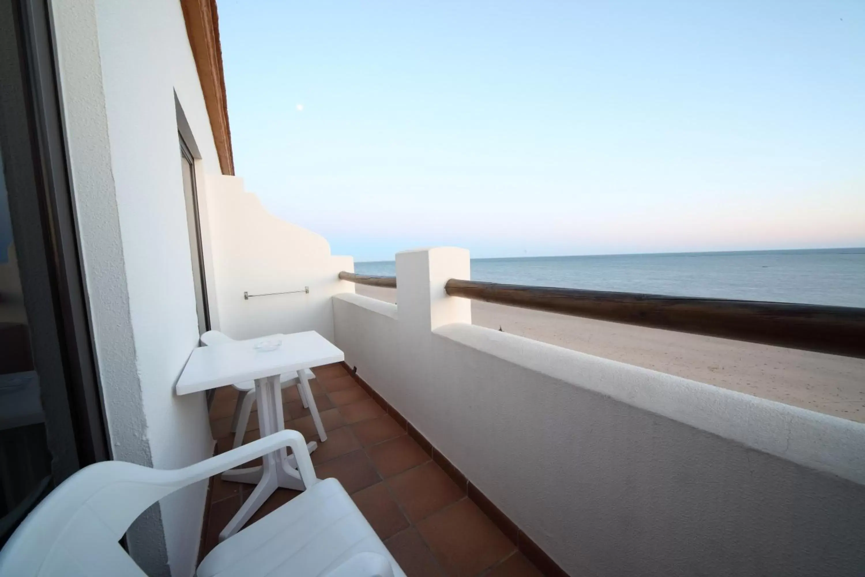 View (from property/room), Balcony/Terrace in Playa de la Luz