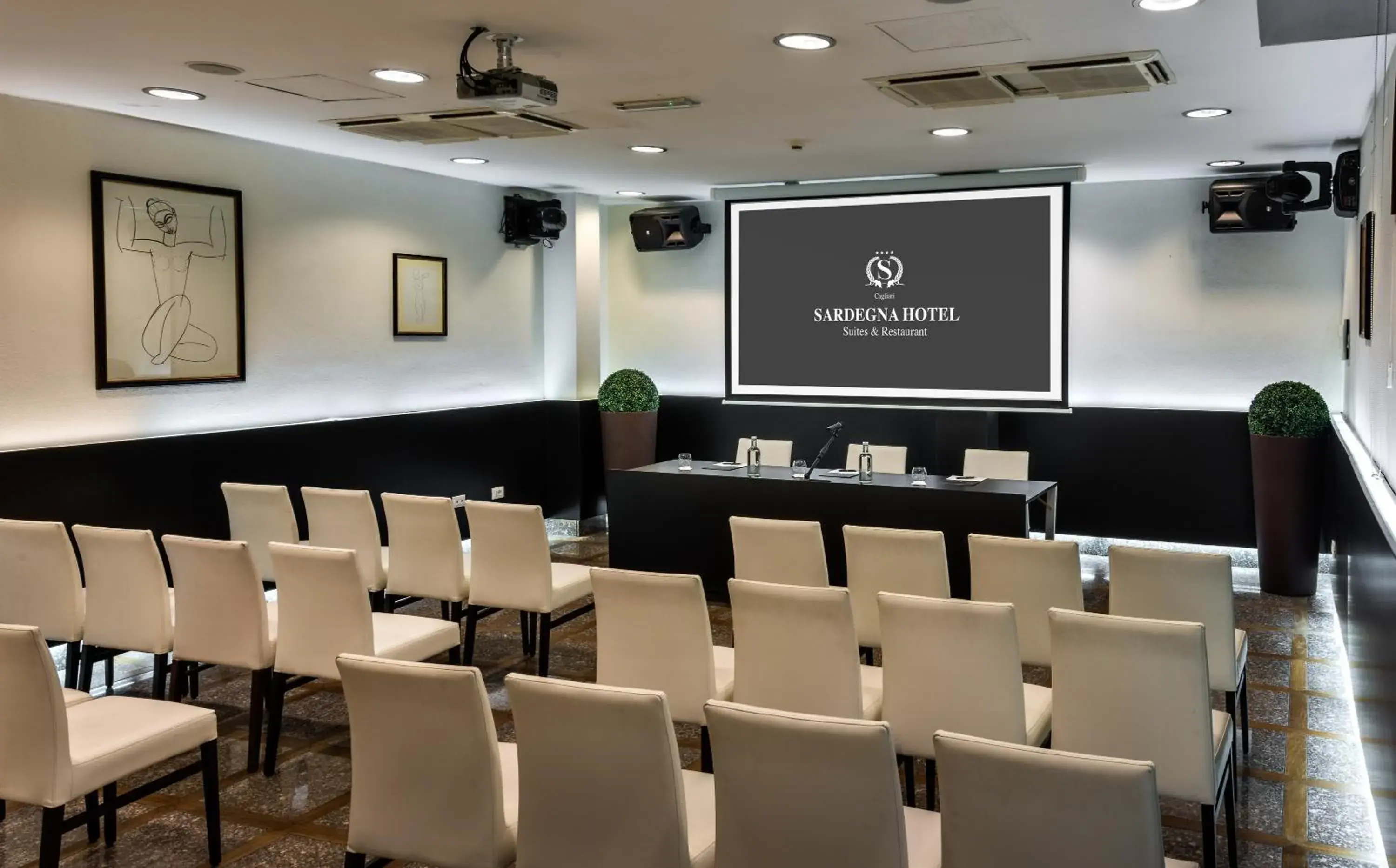 Meeting/conference room in Sardegna Hotel - Suites & Restaurant