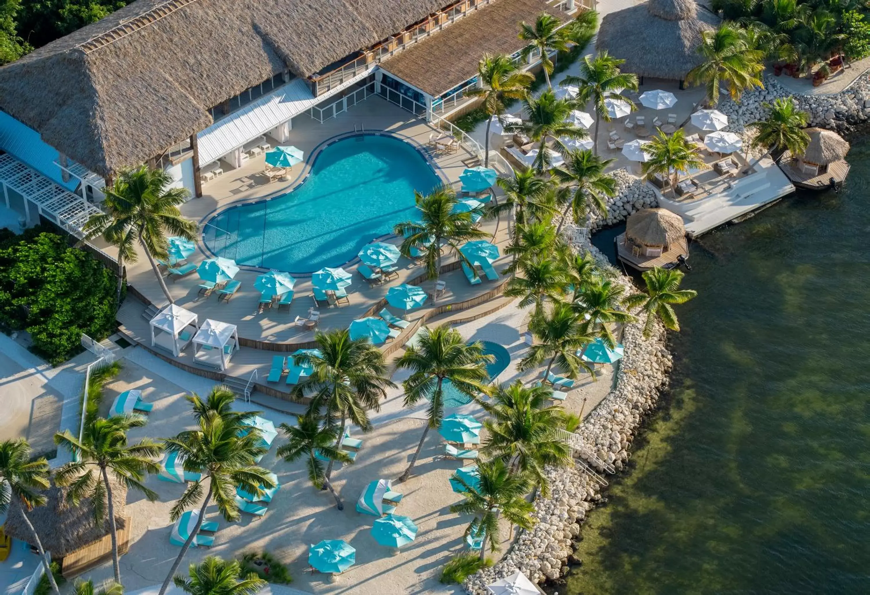 Bird's eye view, Pool View in Bungalows Key Largo - All Inclusive