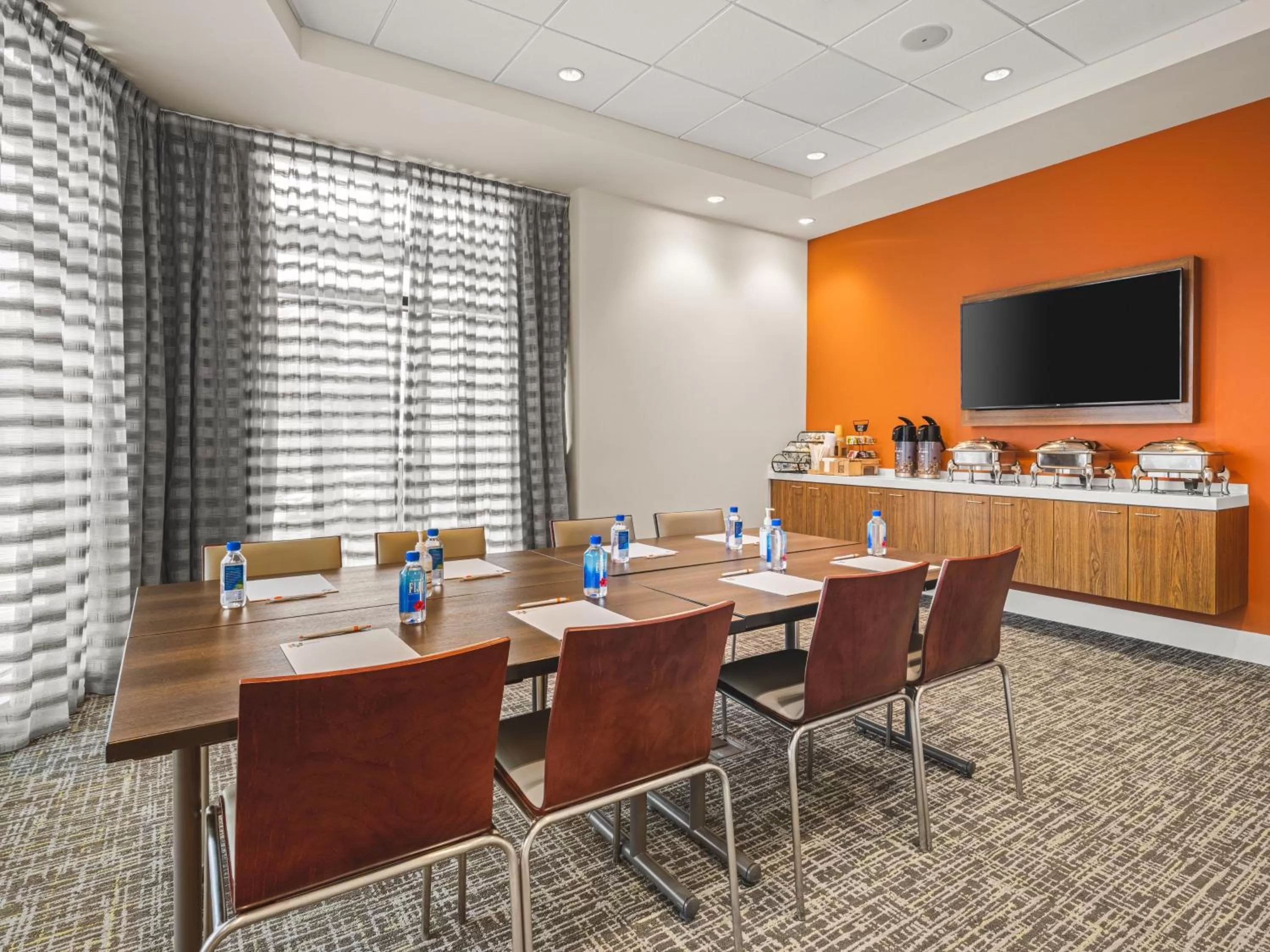 Meeting/conference room in EVEN Hotel Seattle Downtown - Lake Union by IHG