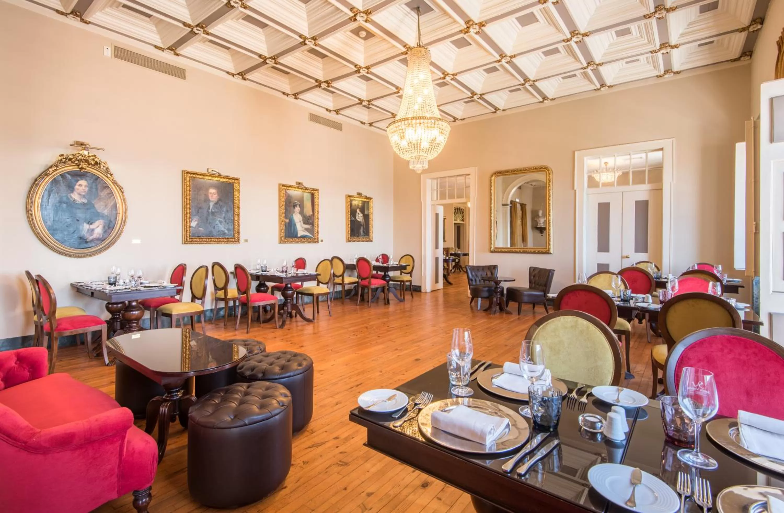 Restaurant/places to eat in Vila Gale Collection Palácio dos Arcos